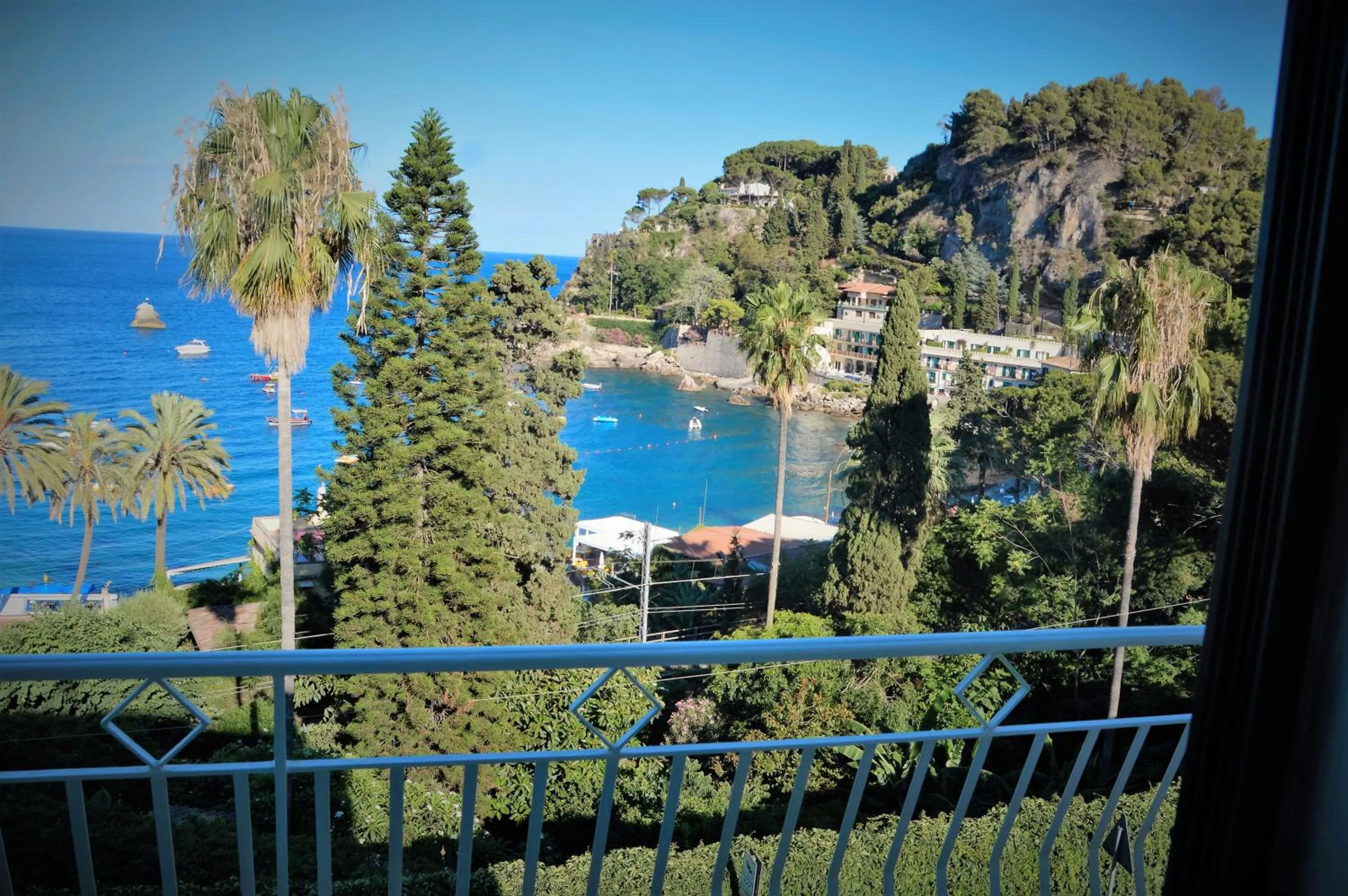 Natural landscape in B&B A Due Passi Dal Mare