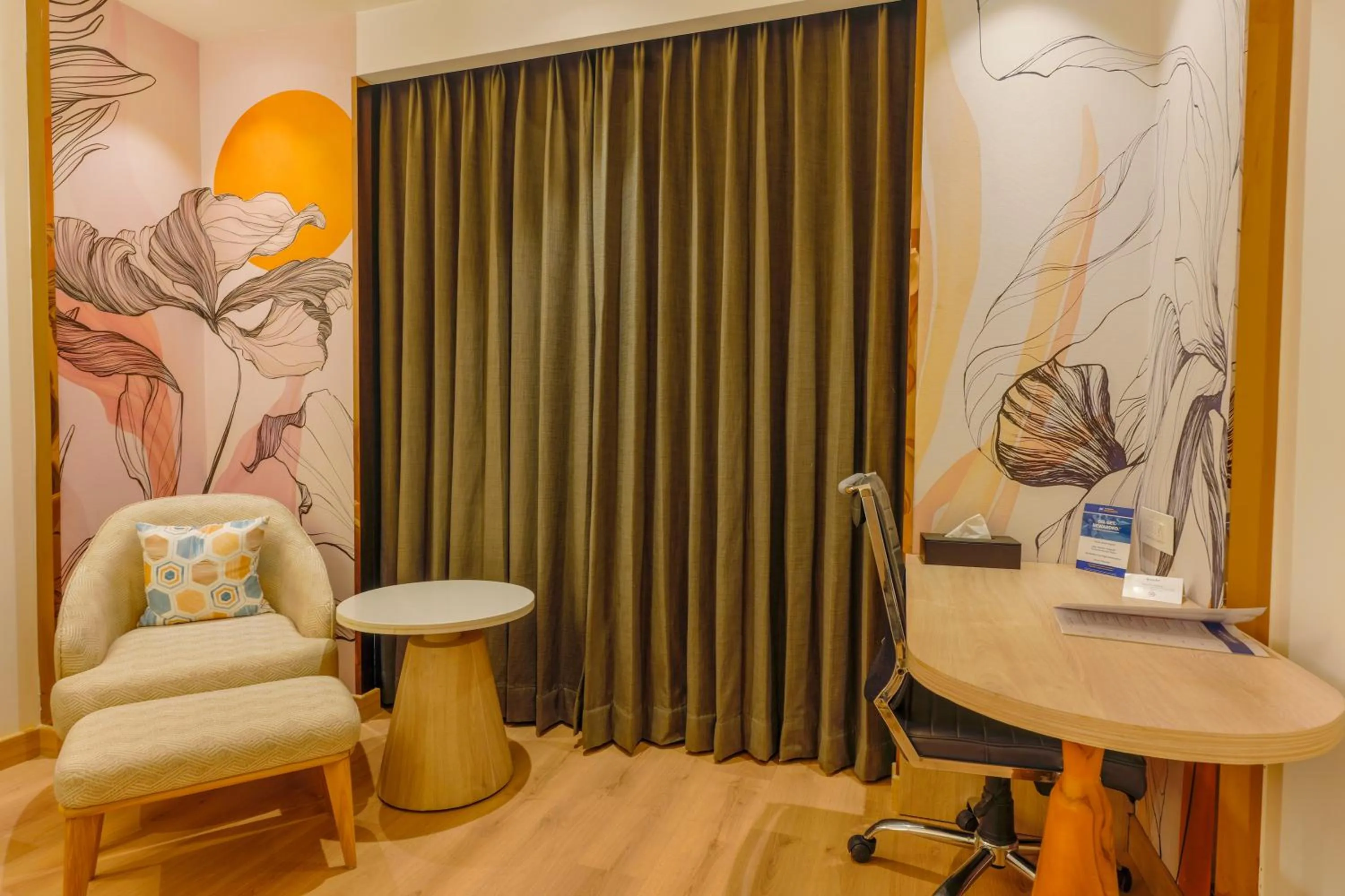 Seating area in Best Western AH1 Amritsar