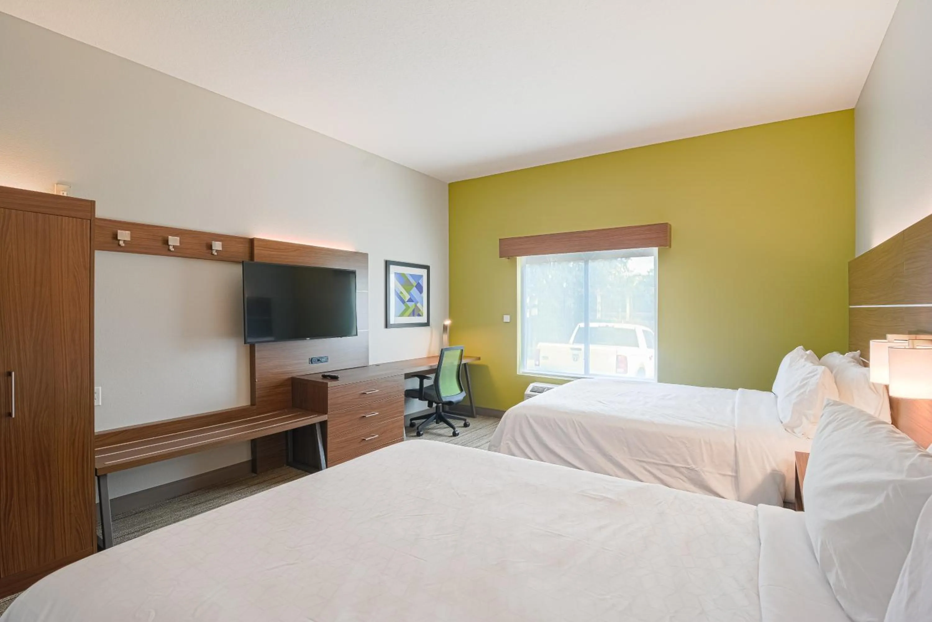 Bedroom, Bed in Holiday Inn Express Hotel & Suites Tampa-USF-Busch Gardens by IHG
