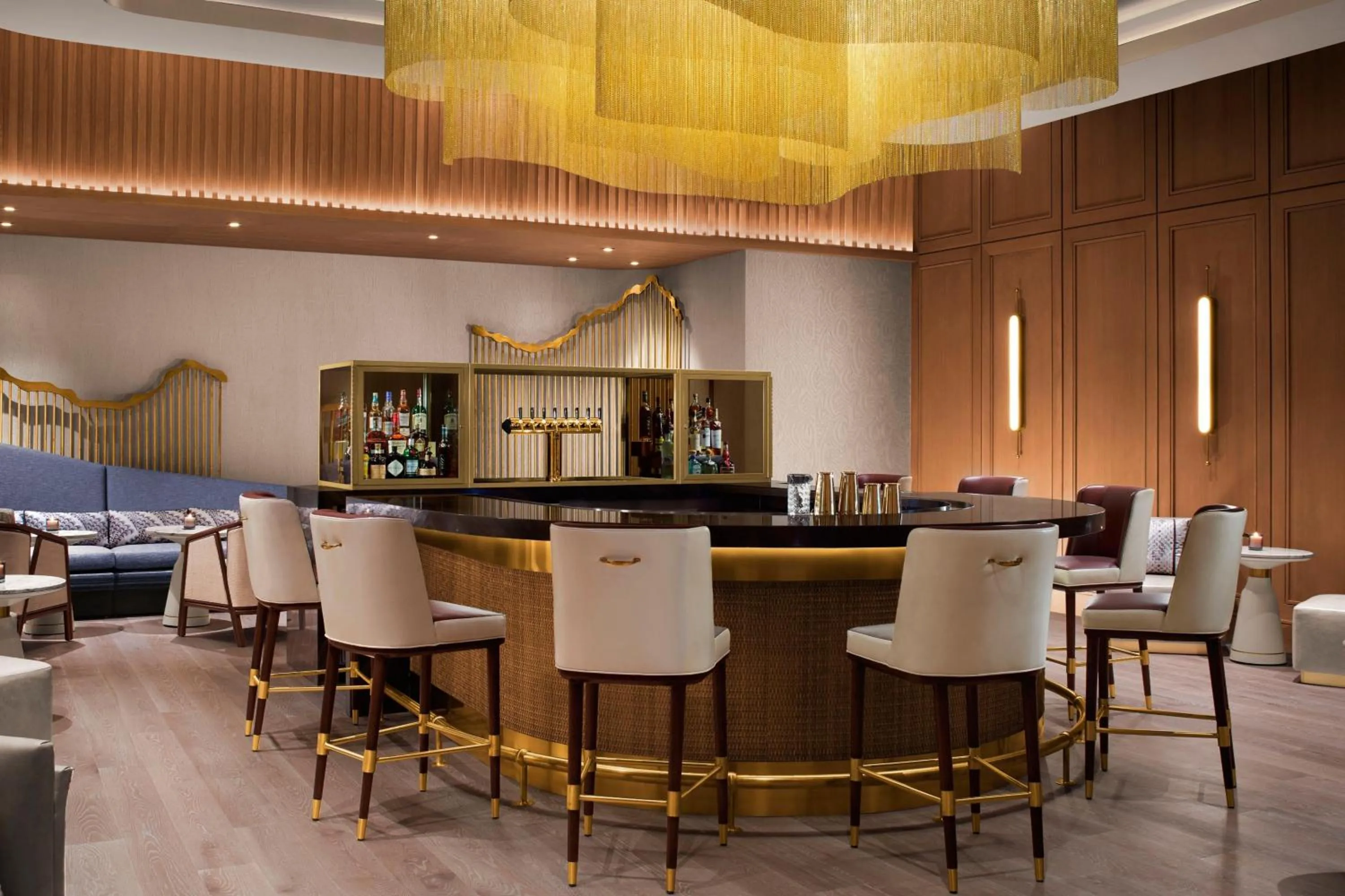 Lounge or bar in The Ritz-Carlton Naples