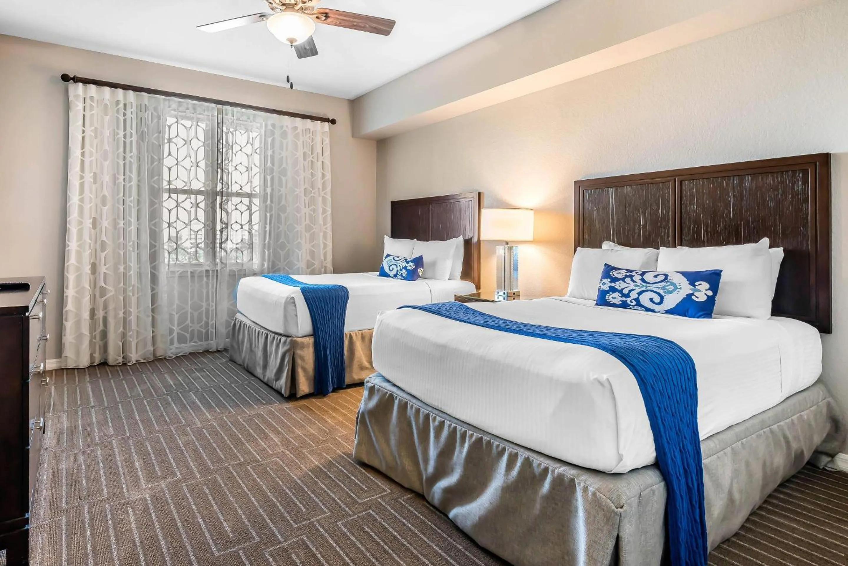 Bedroom, Bed in Bluegreen Vacations Fountains, an Ascend Collection Resort