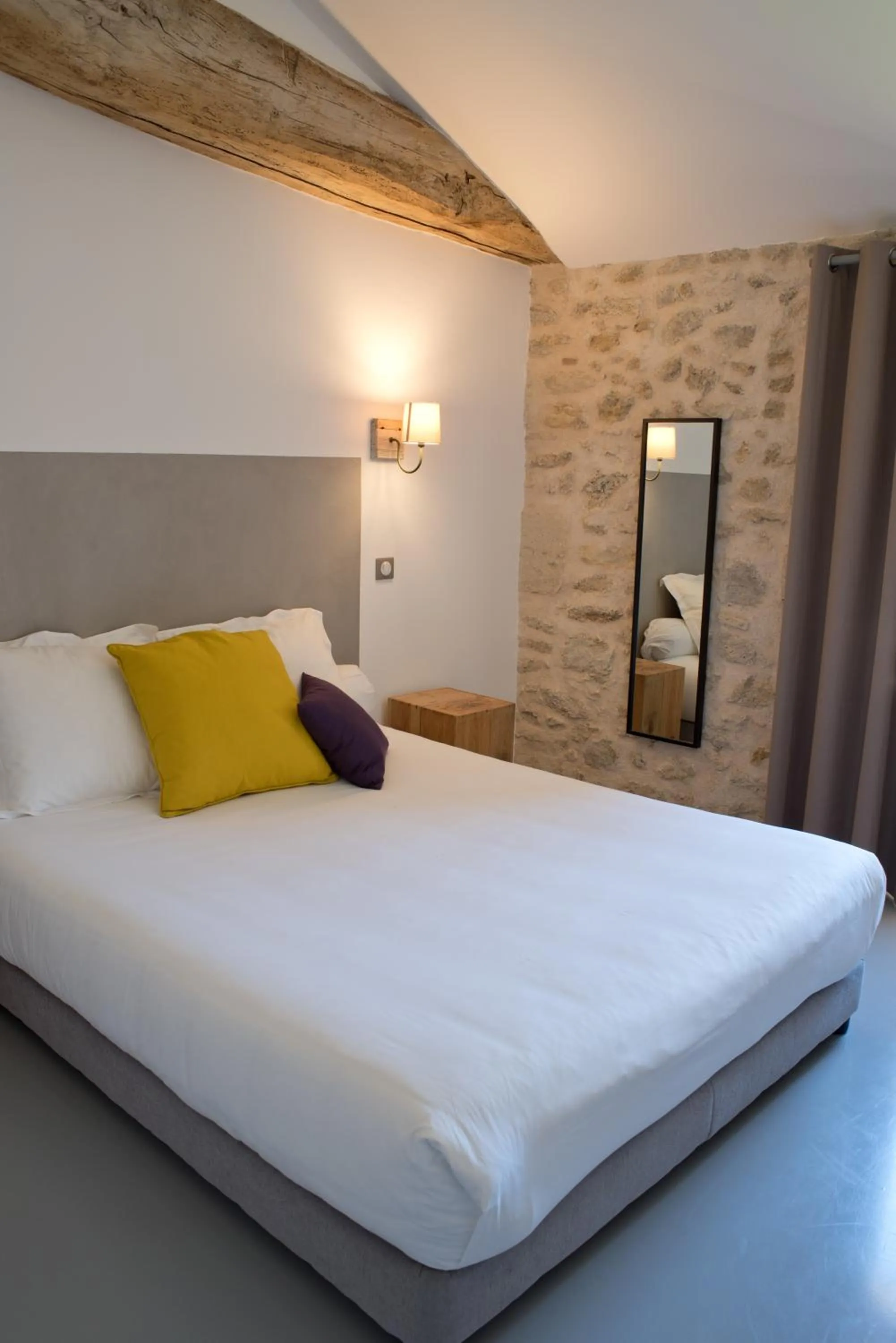Bed in Hôtel Le 23