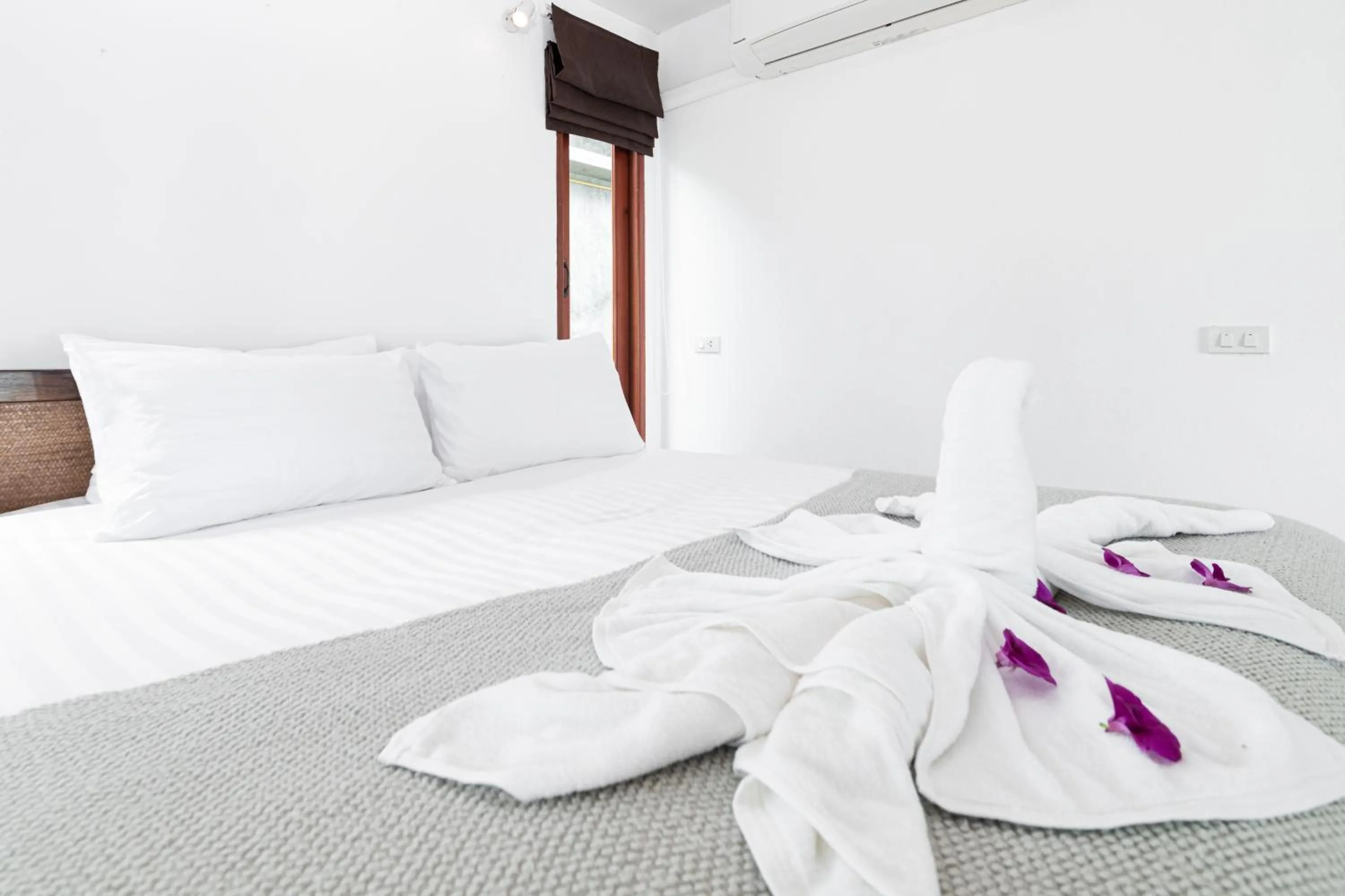 Bed in Ibiza Bungalows