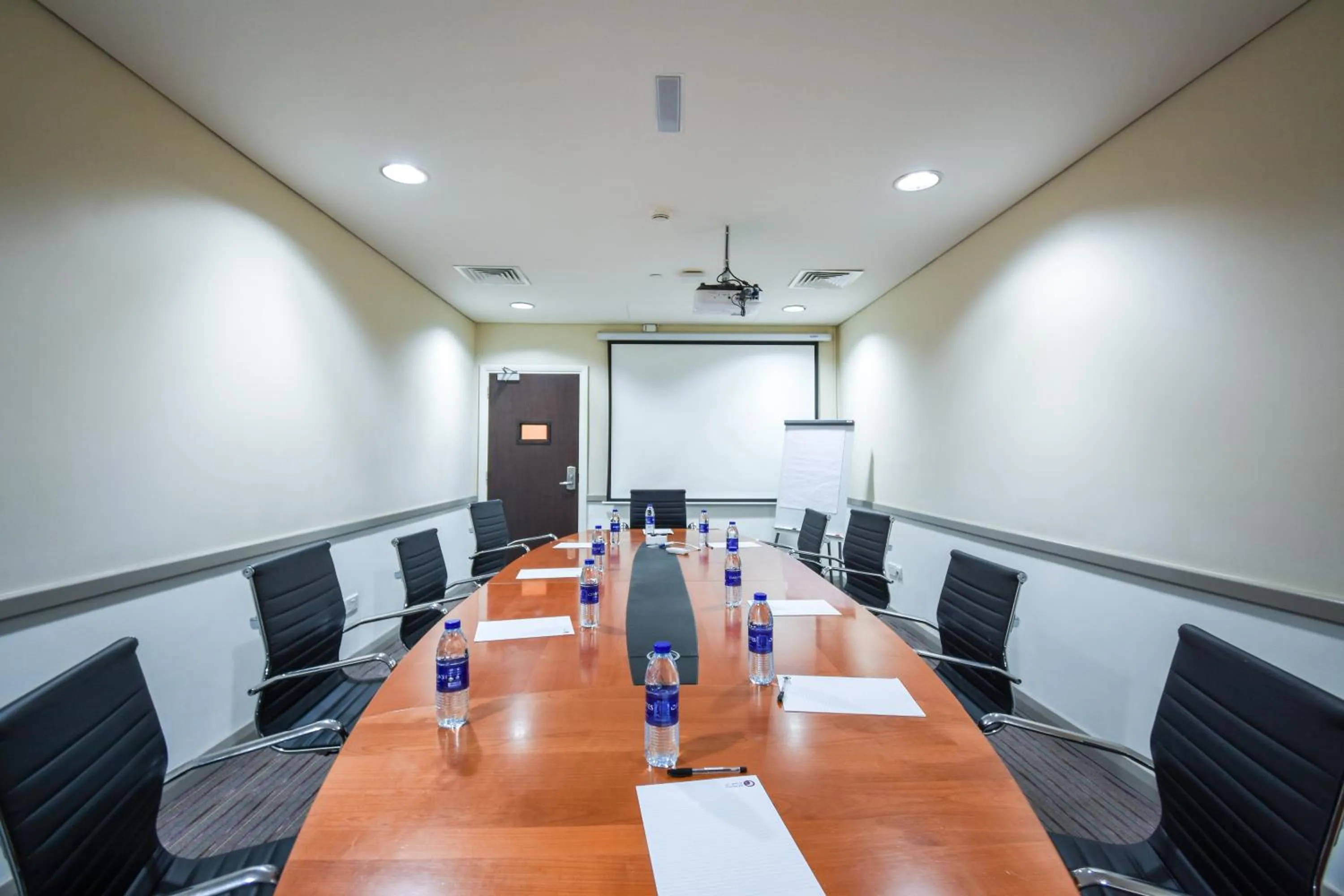 Meeting/conference room in Premier Inn Dubai International Airport - An Emirates Group Company
