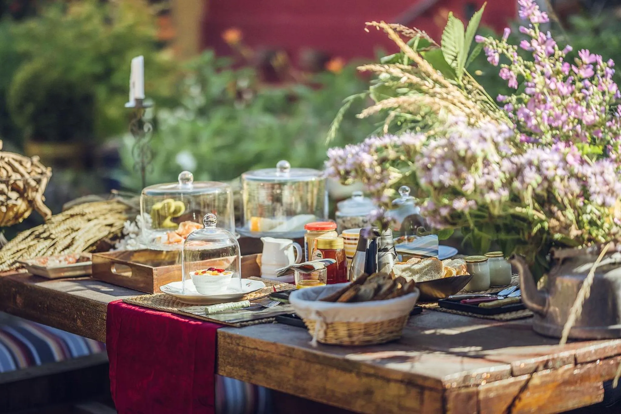 Restaurant/places to eat in Au2 Maison d'Hôtes - Guest House Au2