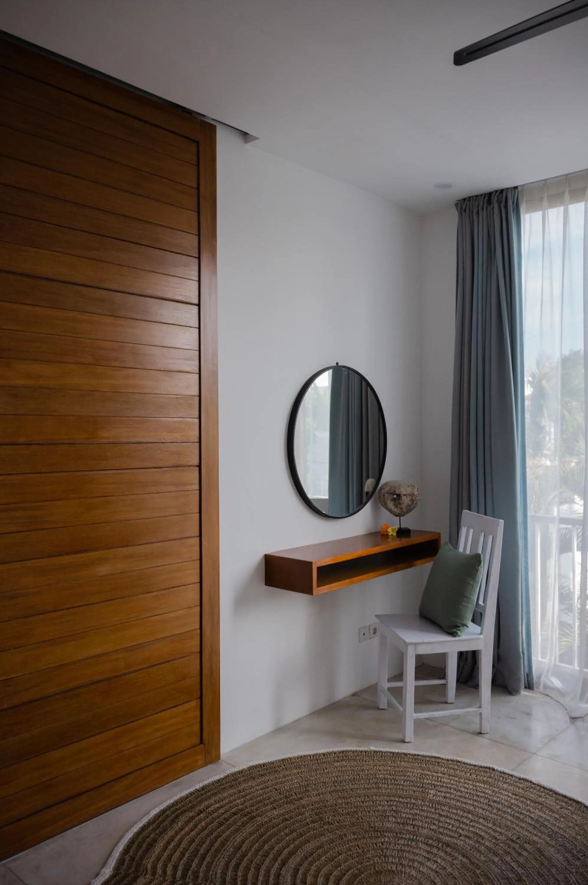 Bedroom in The Bed by The Sea