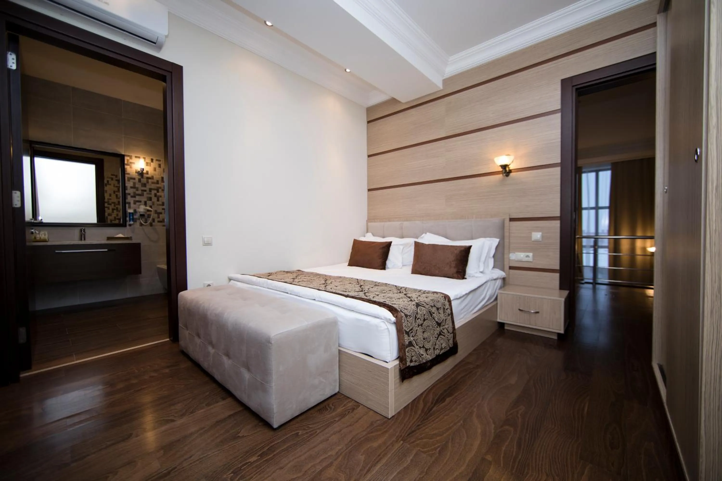Bed in Marxal Resort & Spa