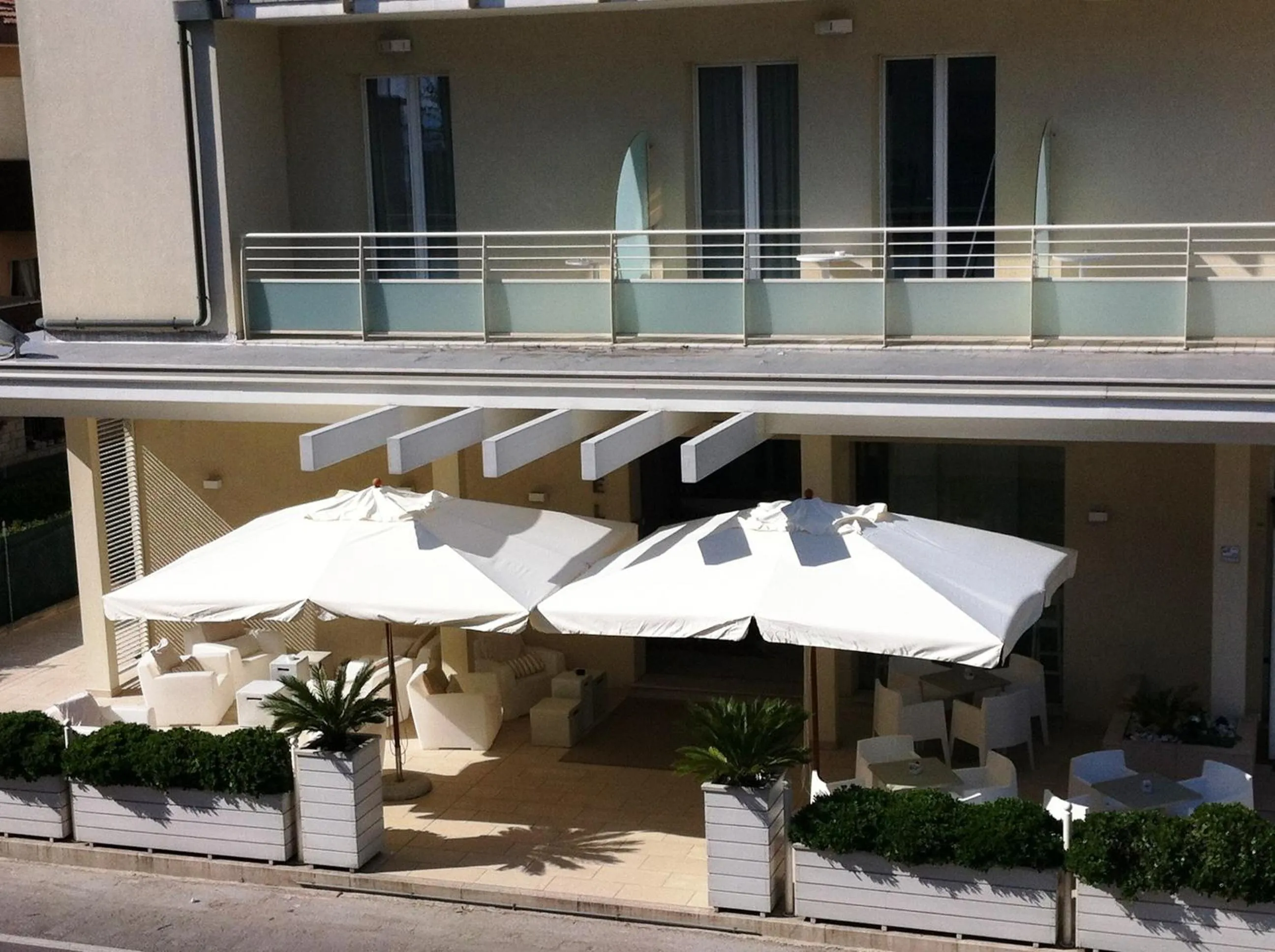 Facade/entrance in Residence Belmare