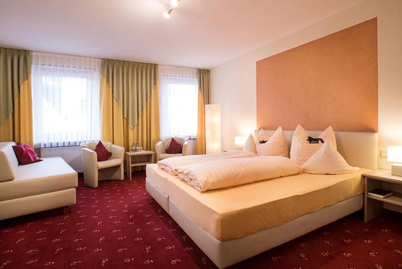 Photo of the whole room, Bed in Hotel Gasthof Zur Post