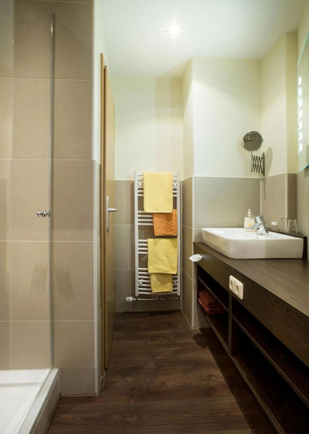 Shower in Hotel Gasthof Zur Post