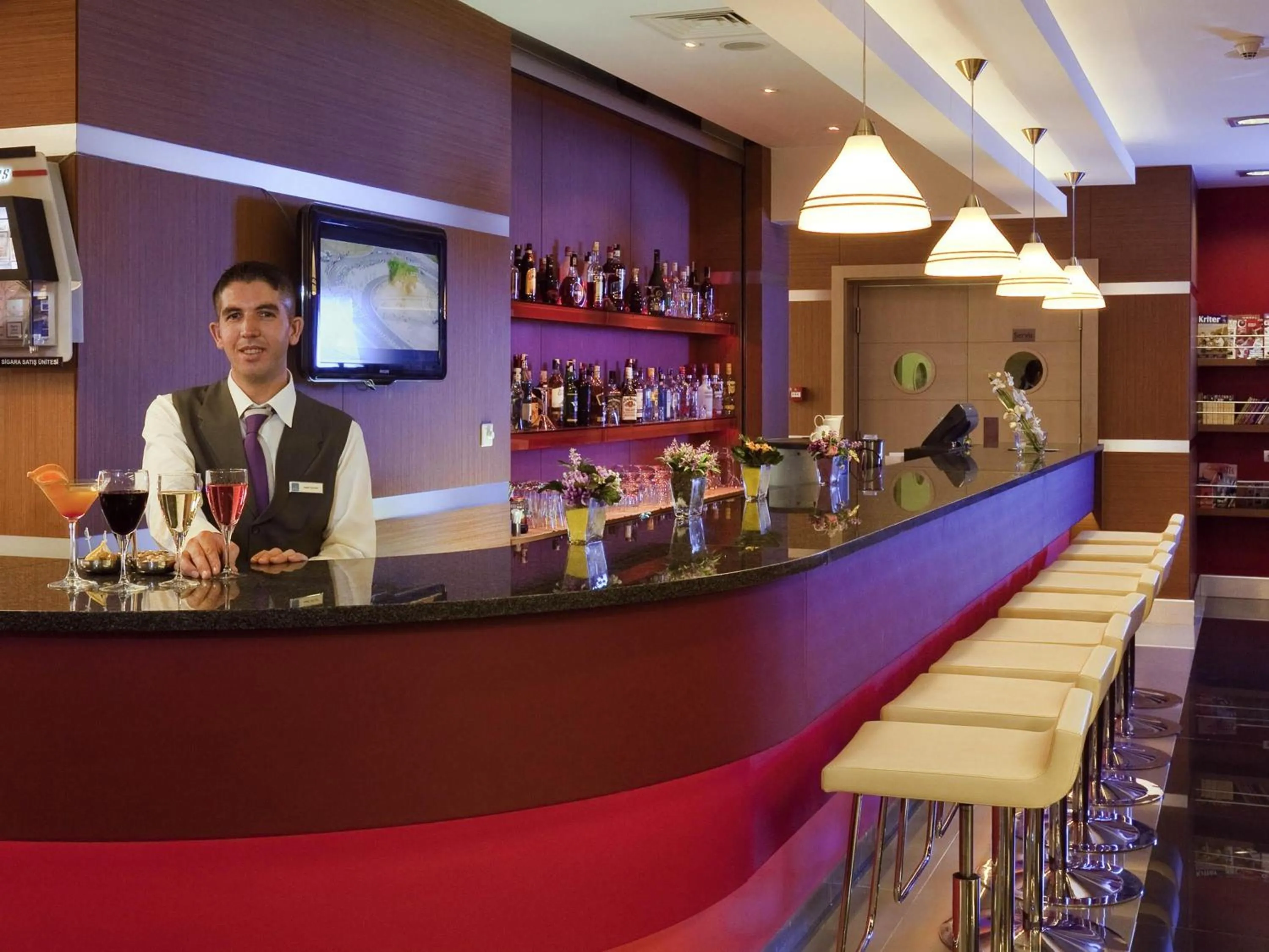 Lounge or bar in Novotel Gaziantep