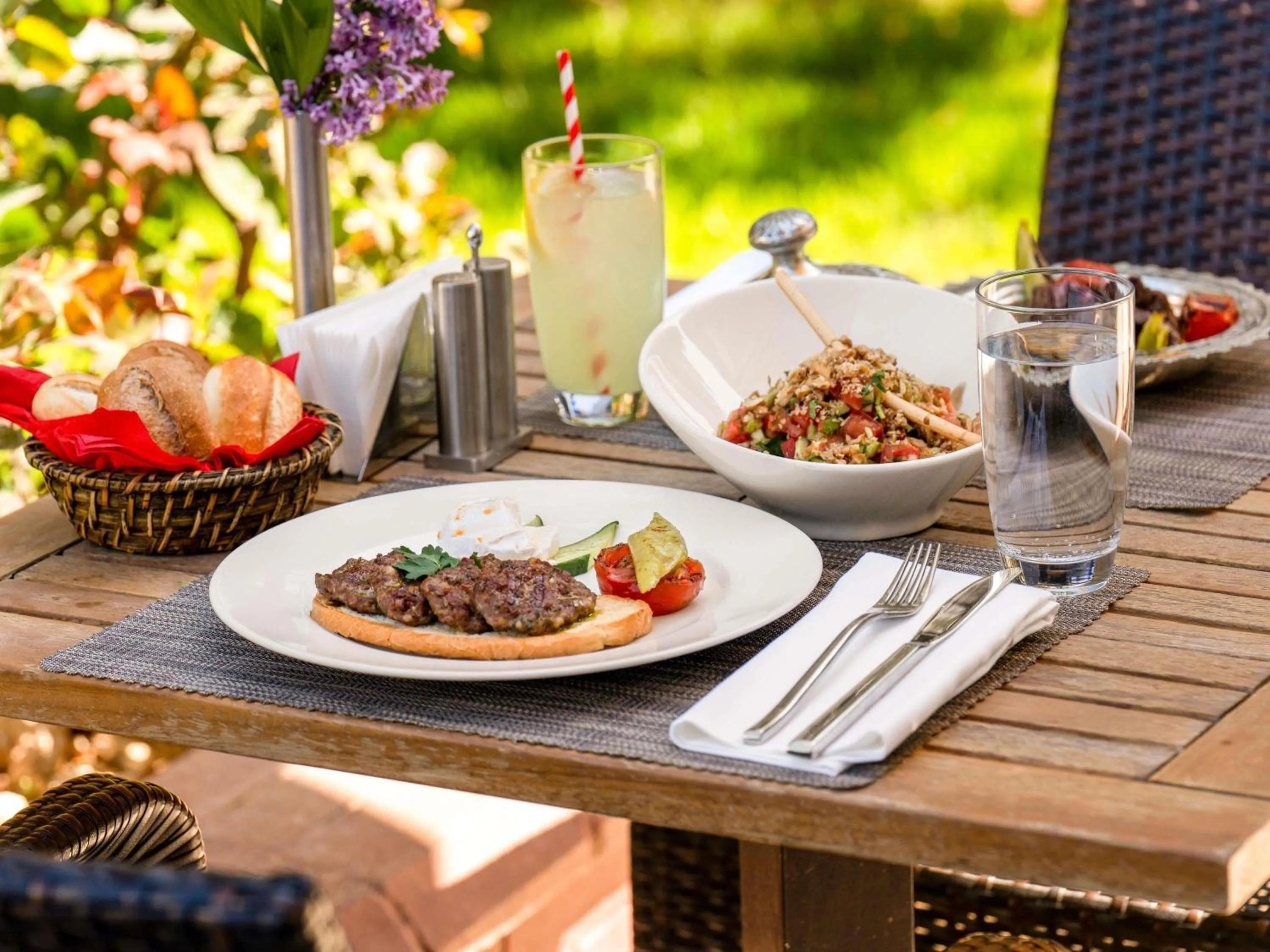 Restaurant/places to eat in Ibis Gaziantep