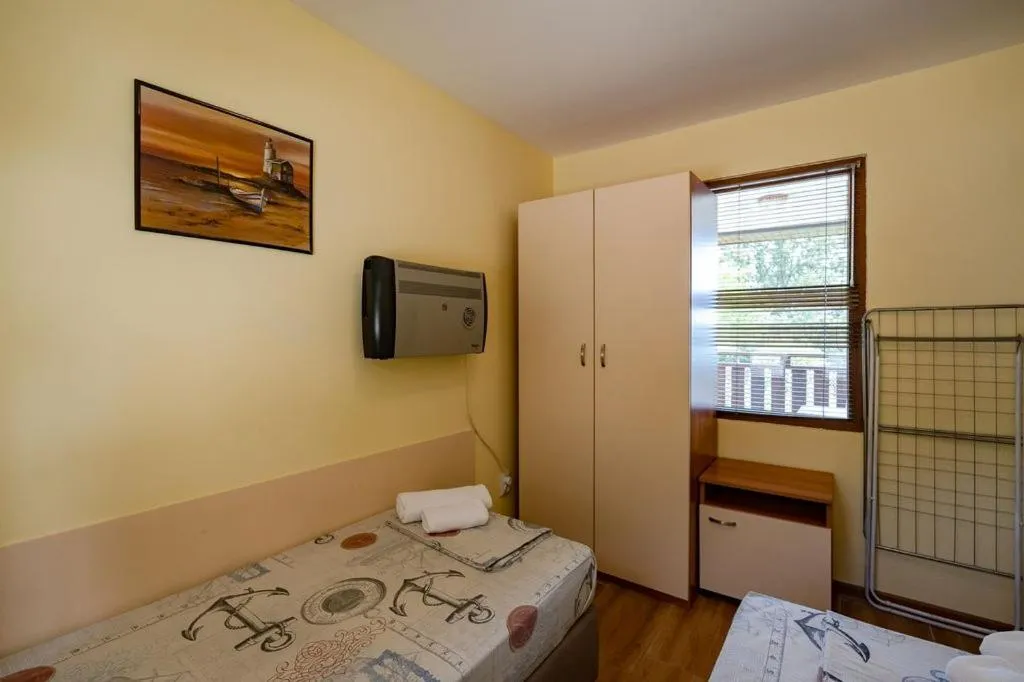 Bed in Complex Fichoza