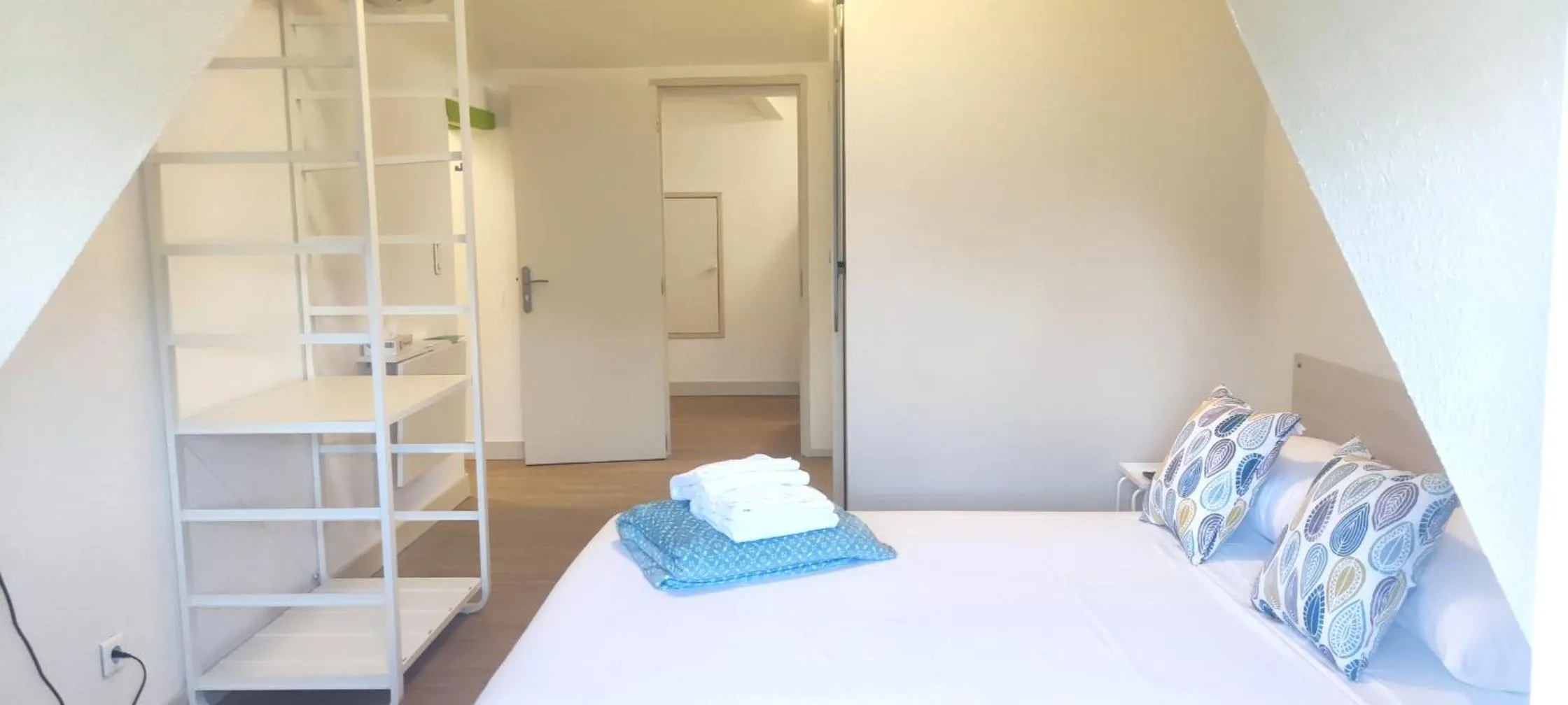 Bed in Hôtel Le P'tit Monde