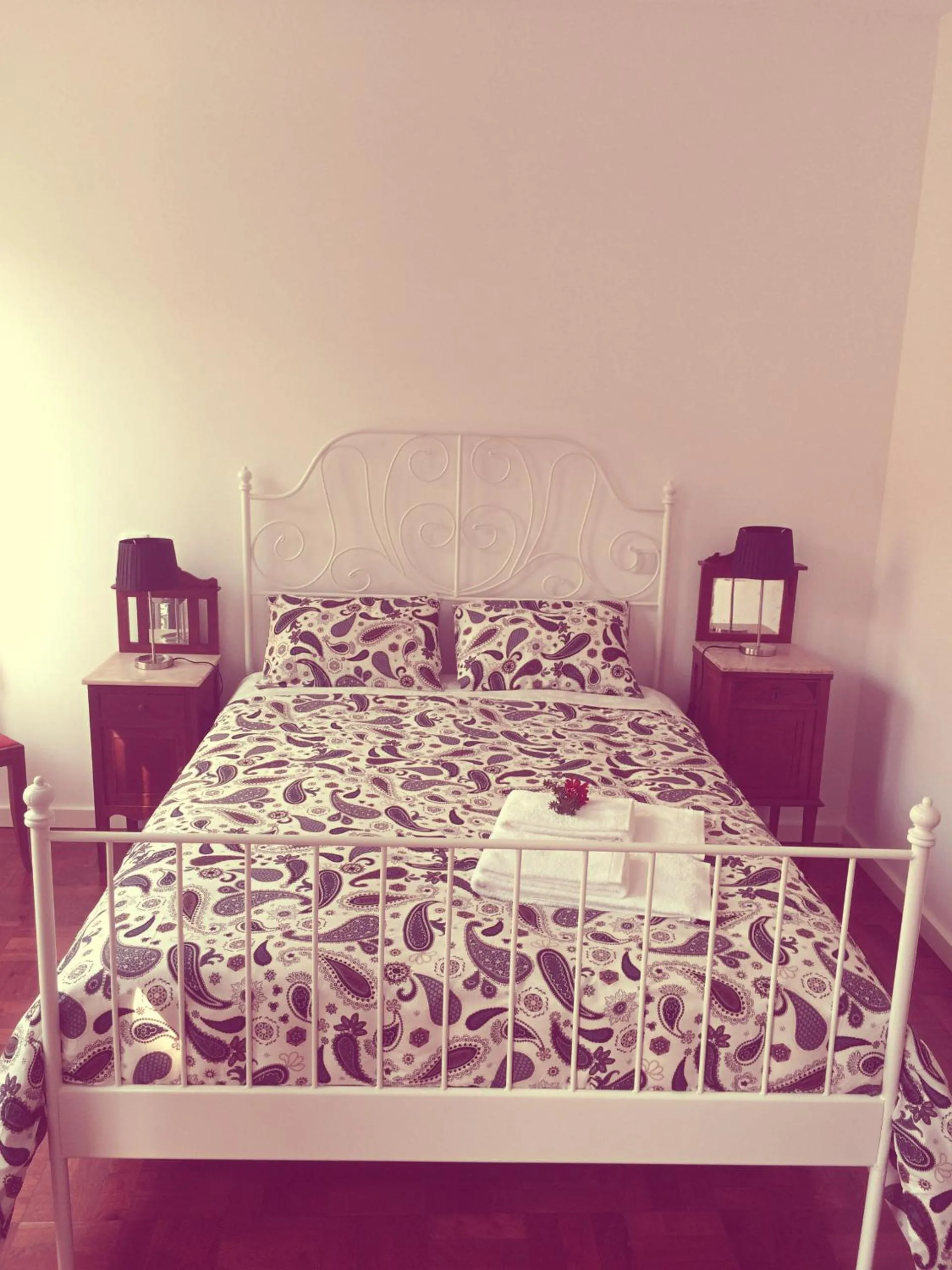 Photo of the whole room, Bed in Casa dos Pátios II