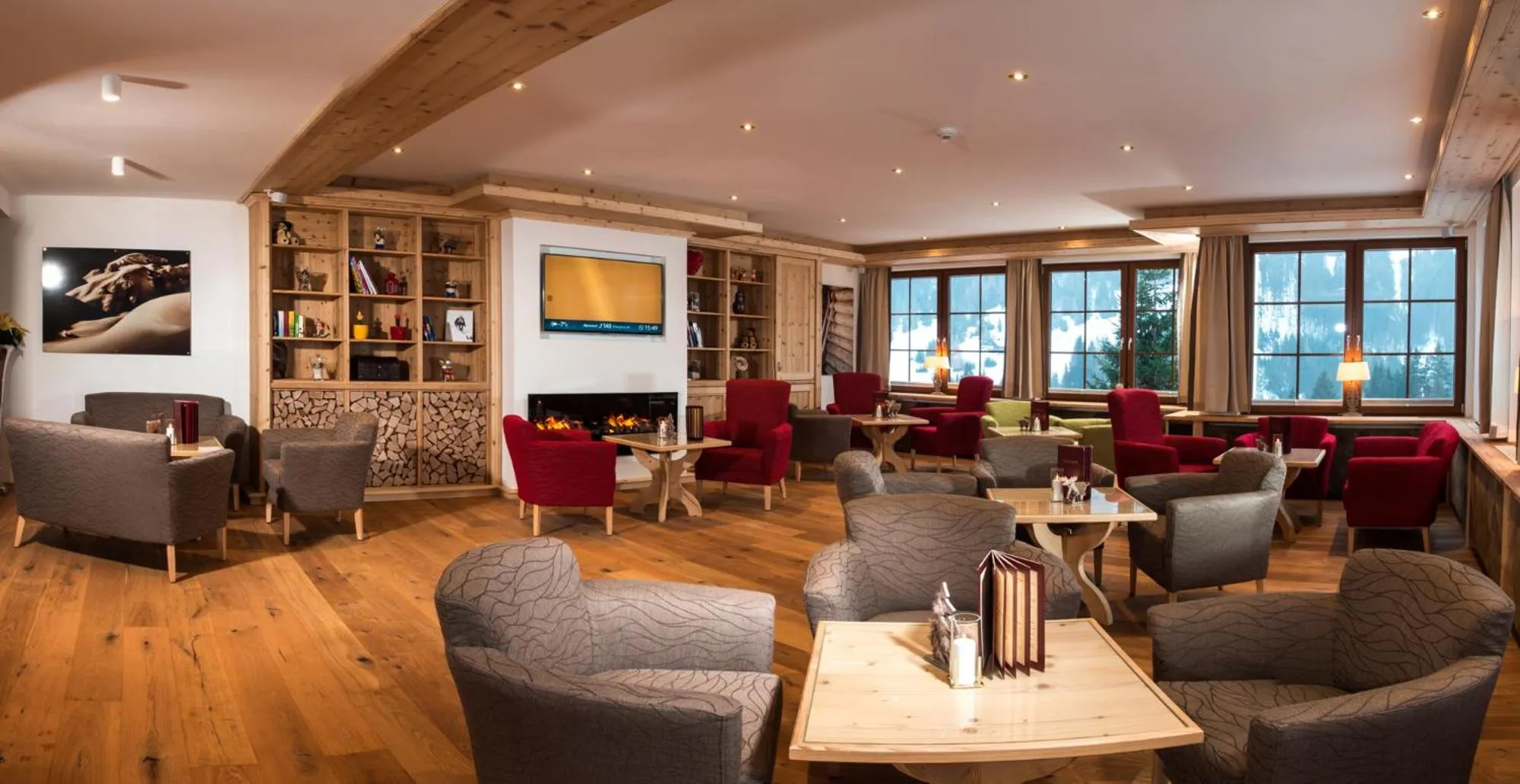 Lounge or bar in Hotel Karl Schranz