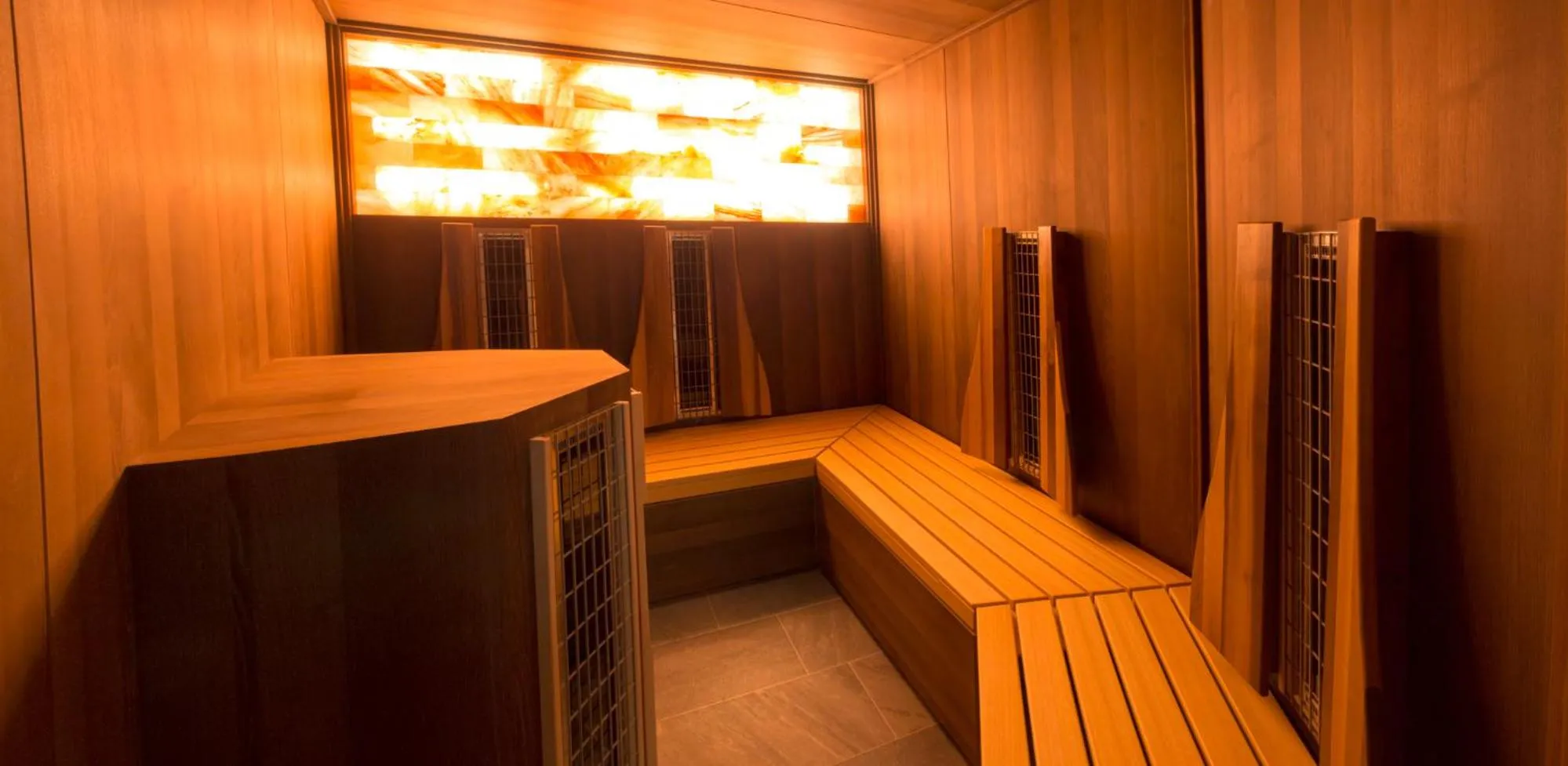 Spa and wellness centre/facilities in Hotel Karl Schranz