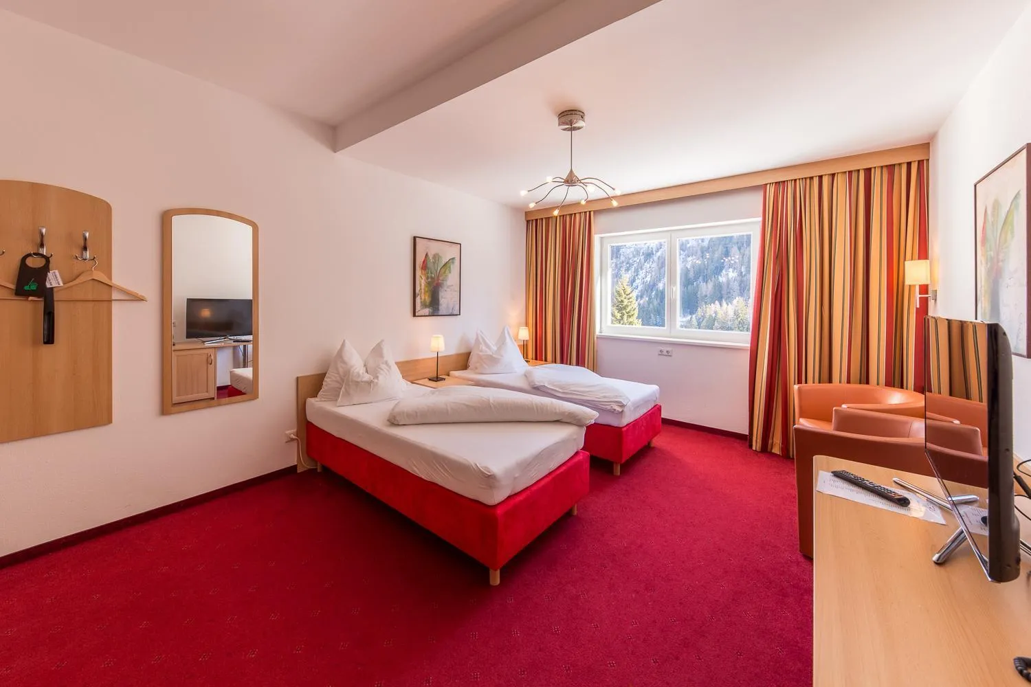Photo of the whole room, Bed in Hotel Karl Schranz