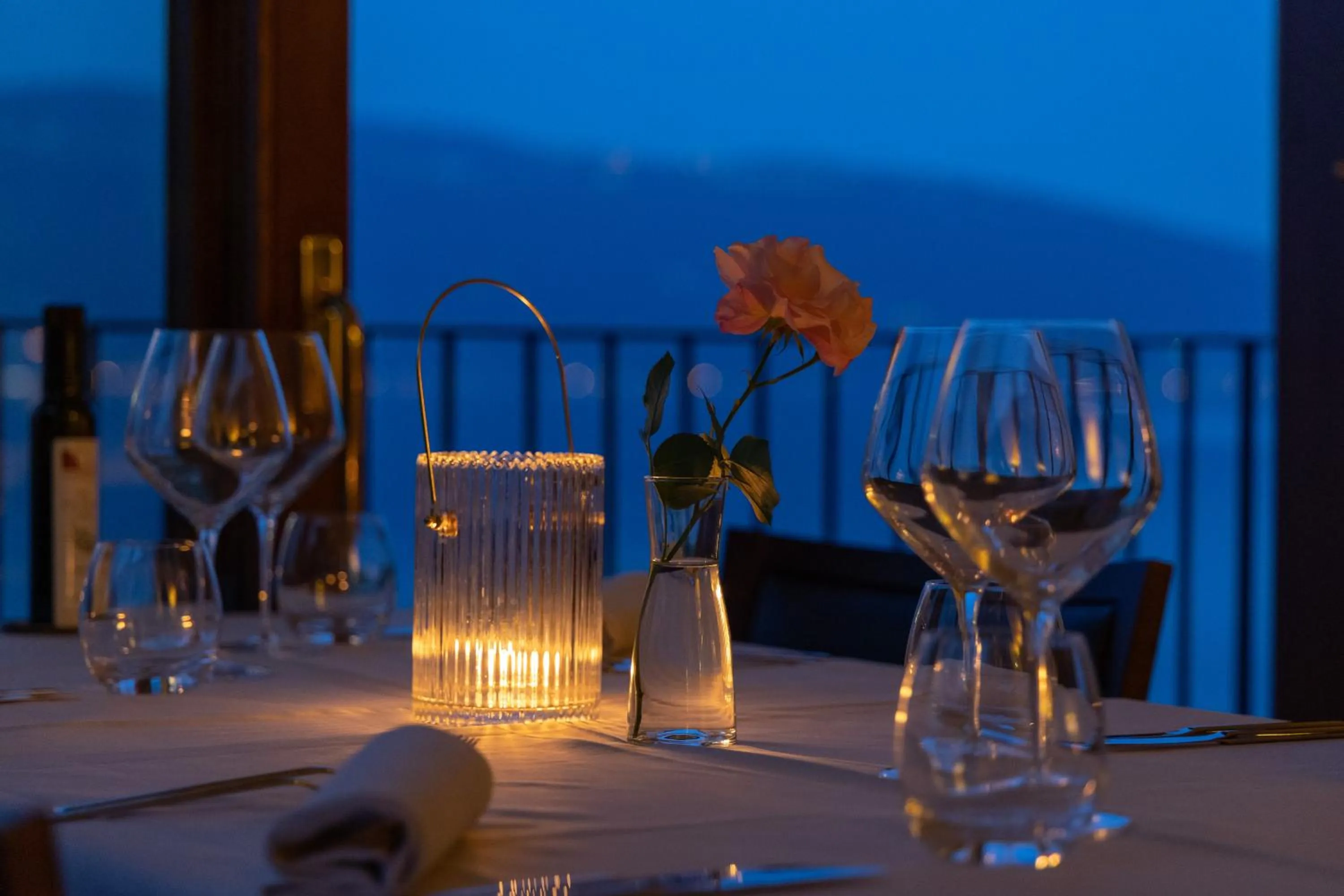 Restaurant/places to eat in Hotel Meandro - Lake View