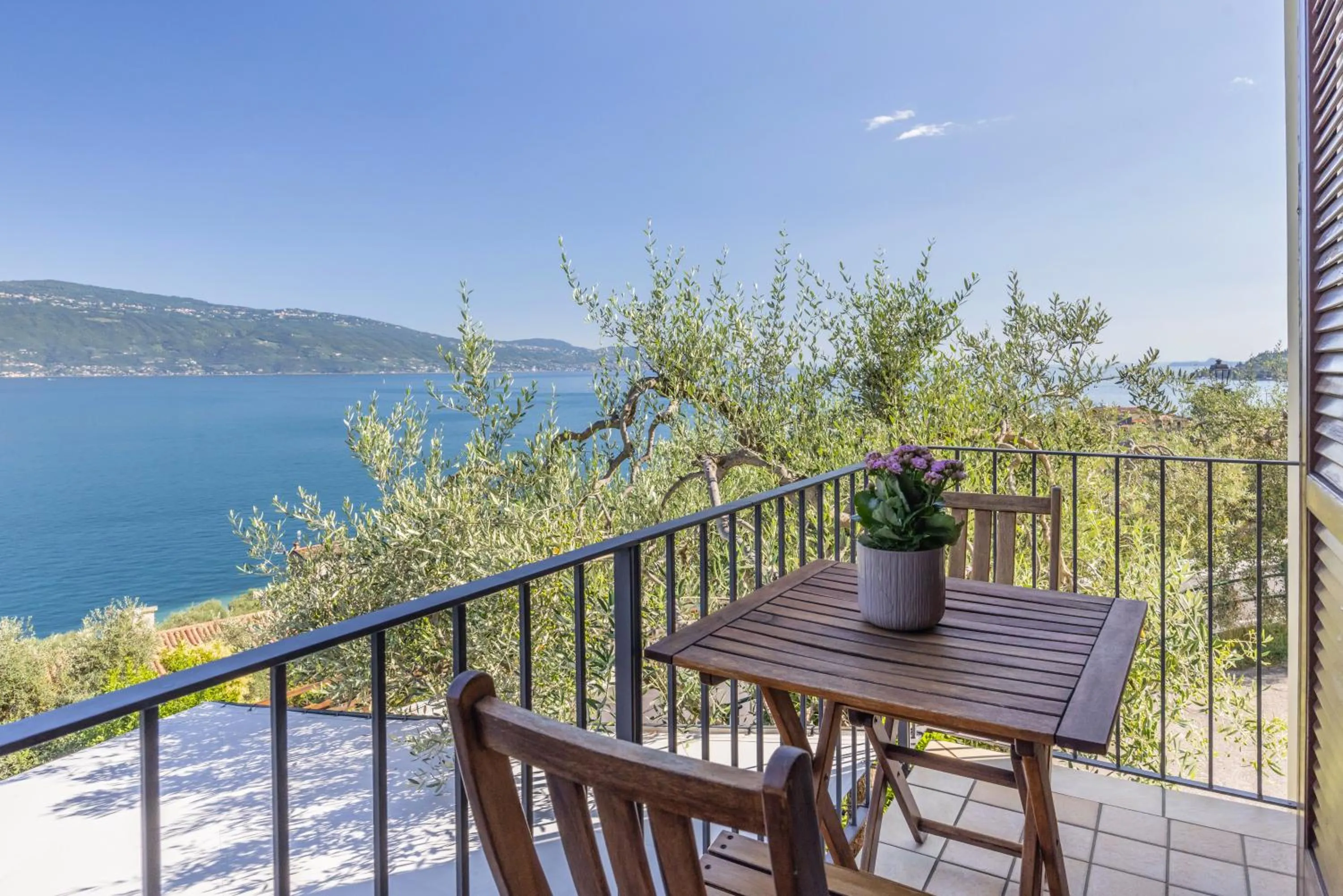 Balcony/Terrace in Hotel Meandro - Lake View