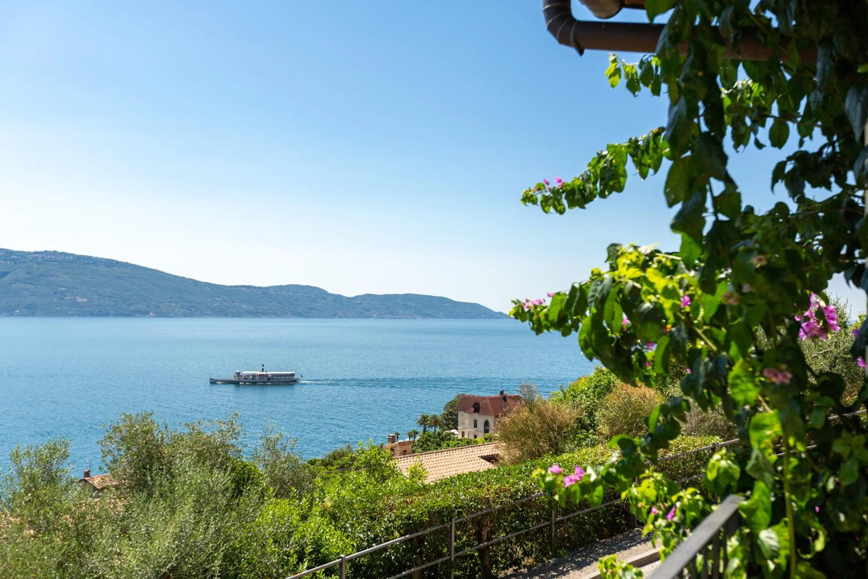 Garden view in Hotel Meandro - Lake View