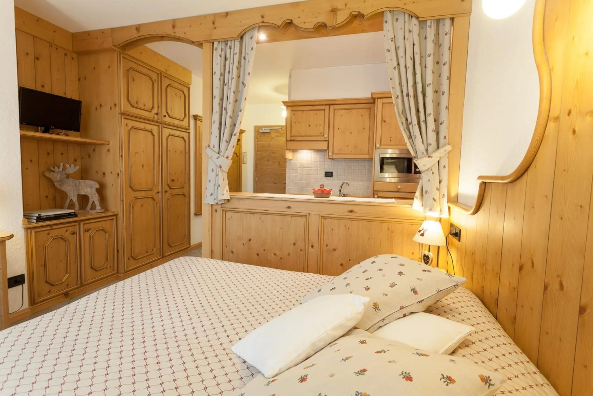 Bed in Hotel Vallée Blanche Courmayeur