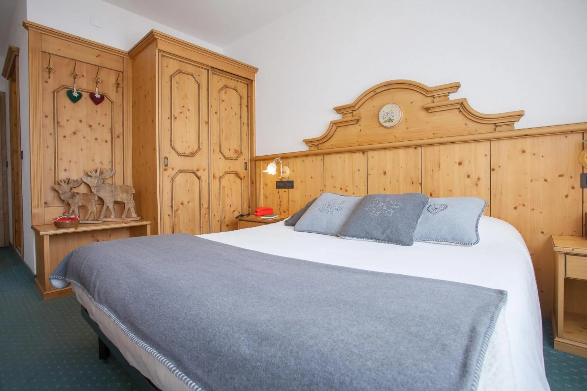 Bedroom, Bed in Hotel Vallée Blanche Courmayeur