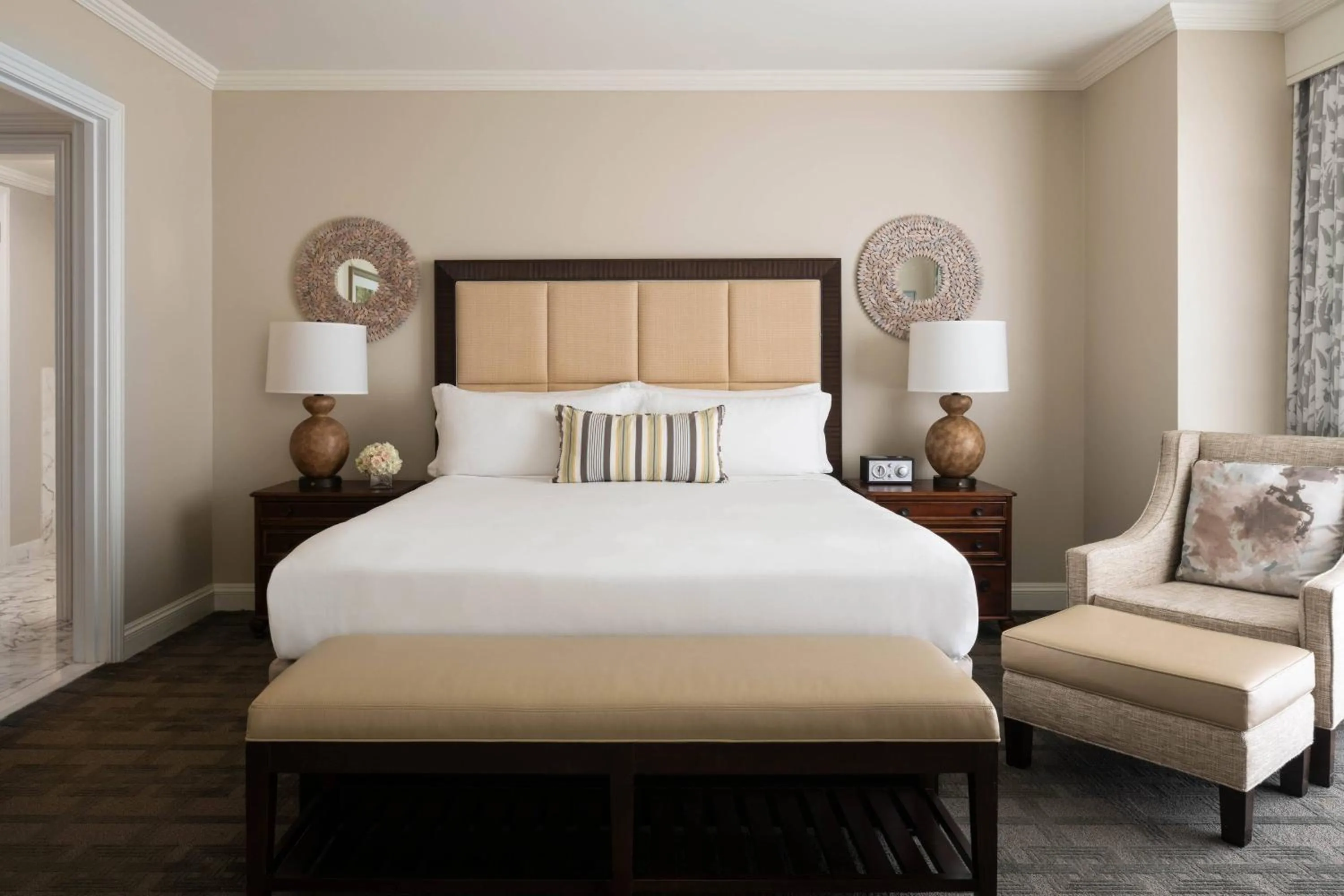 Photo of the whole room, Bed in The Ritz-Carlton Naples, Tiburon