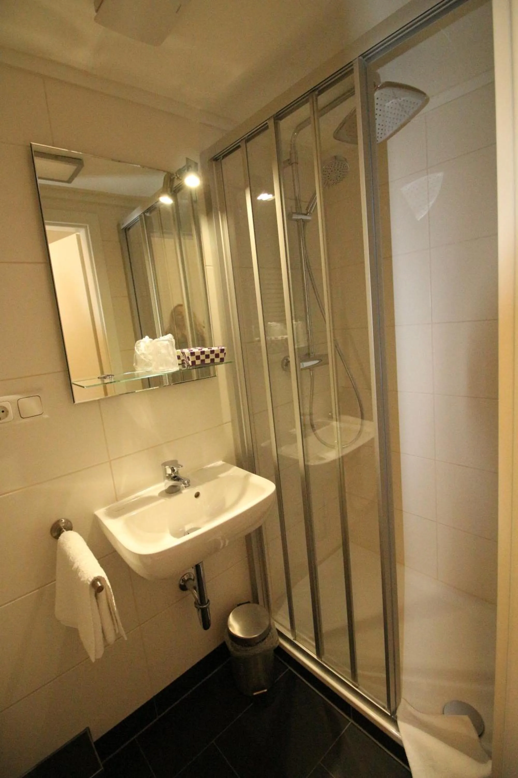 Bathroom in Apart Hotel Paradies