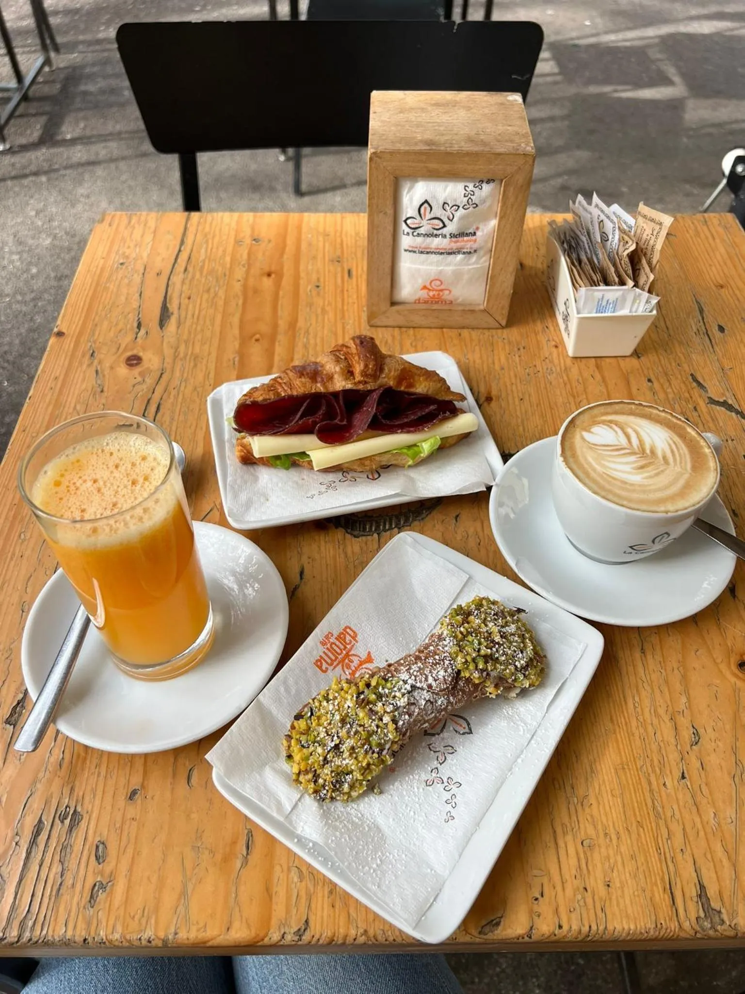 Breakfast in Guesthouse Pop