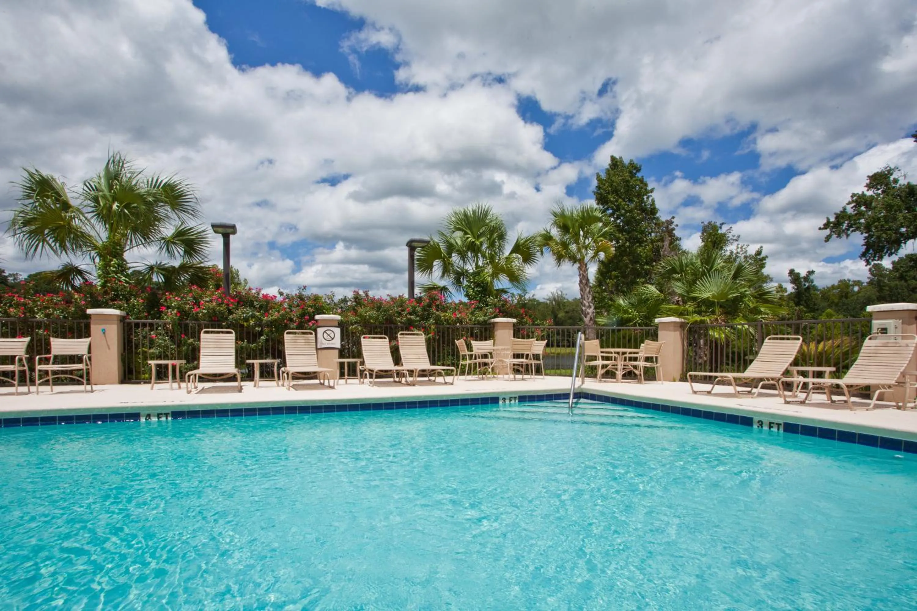 Swimming pool in Staybridge Suites Tallahassee I-10 East by IHG