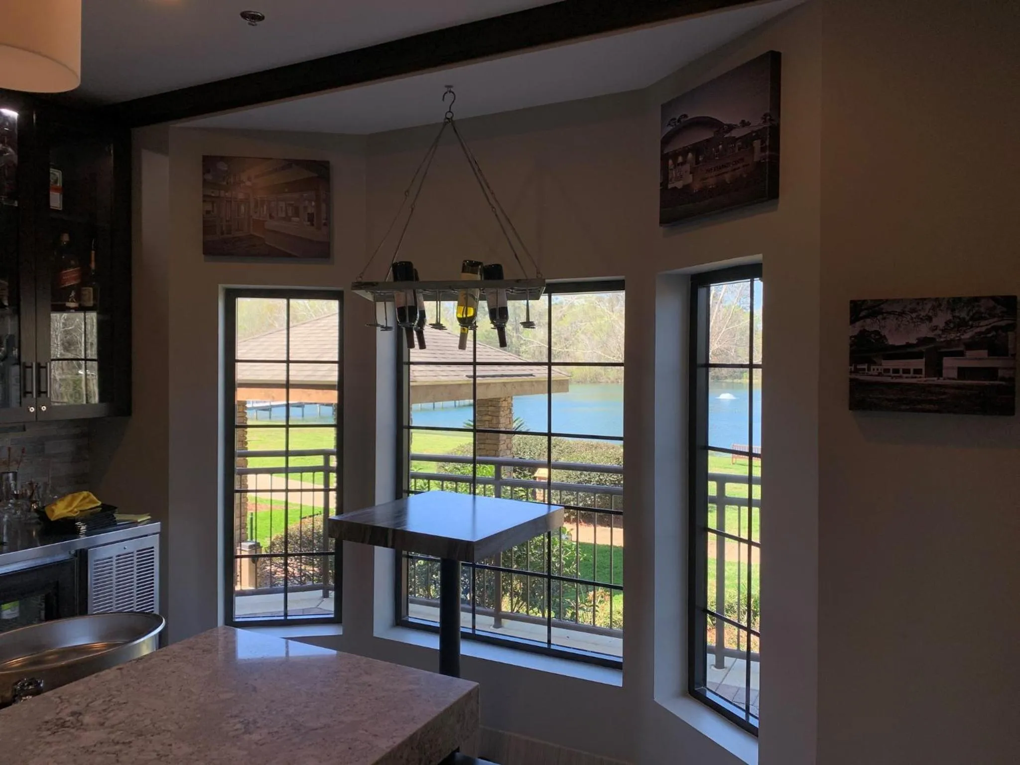 Lounge or bar in Staybridge Suites Tallahassee I-10 East by IHG