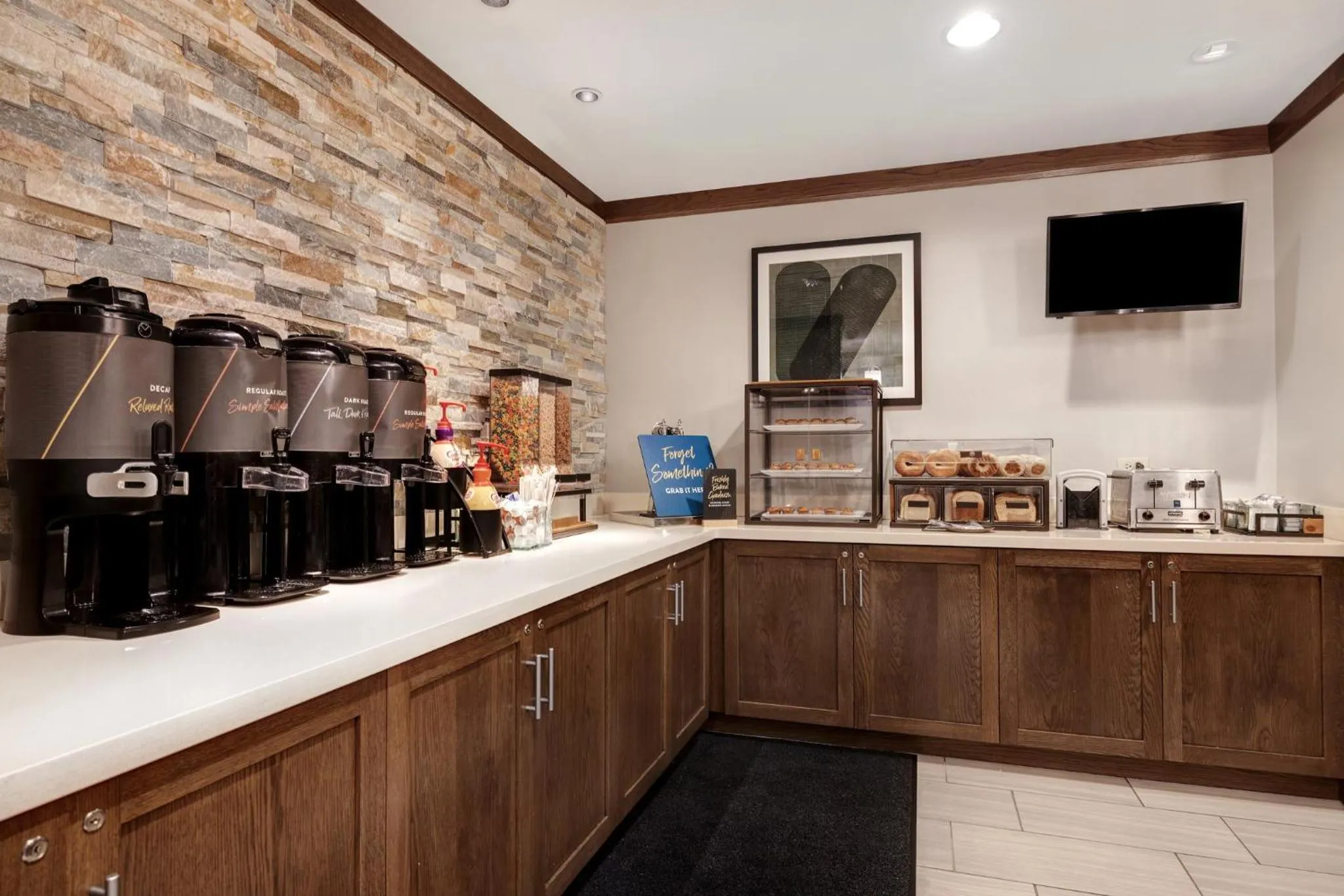 Breakfast in Staybridge Suites Tallahassee I-10 East by IHG