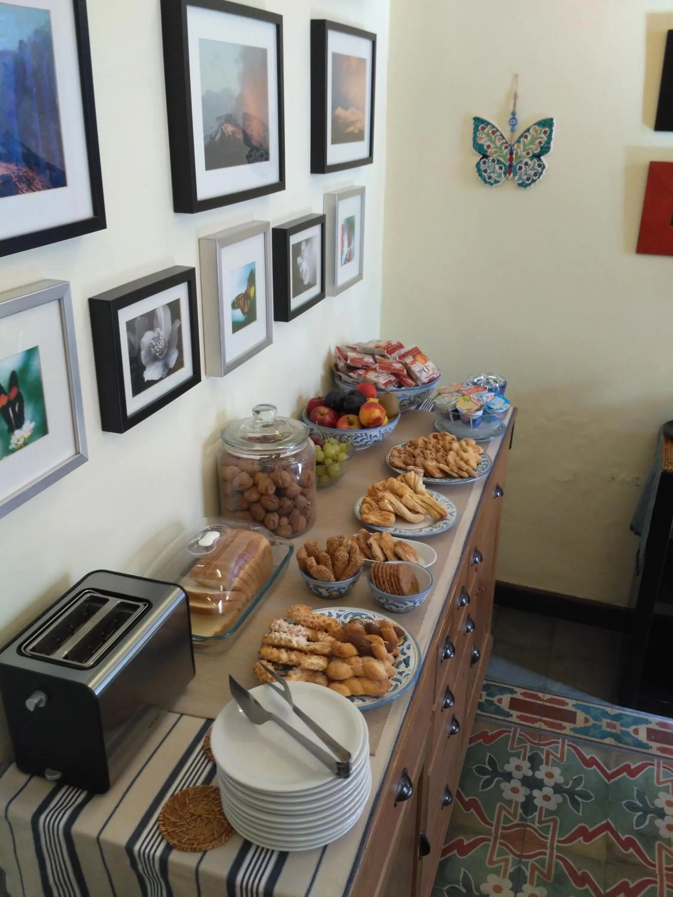 Buffet breakfast in Casa Barbero Charme B&B