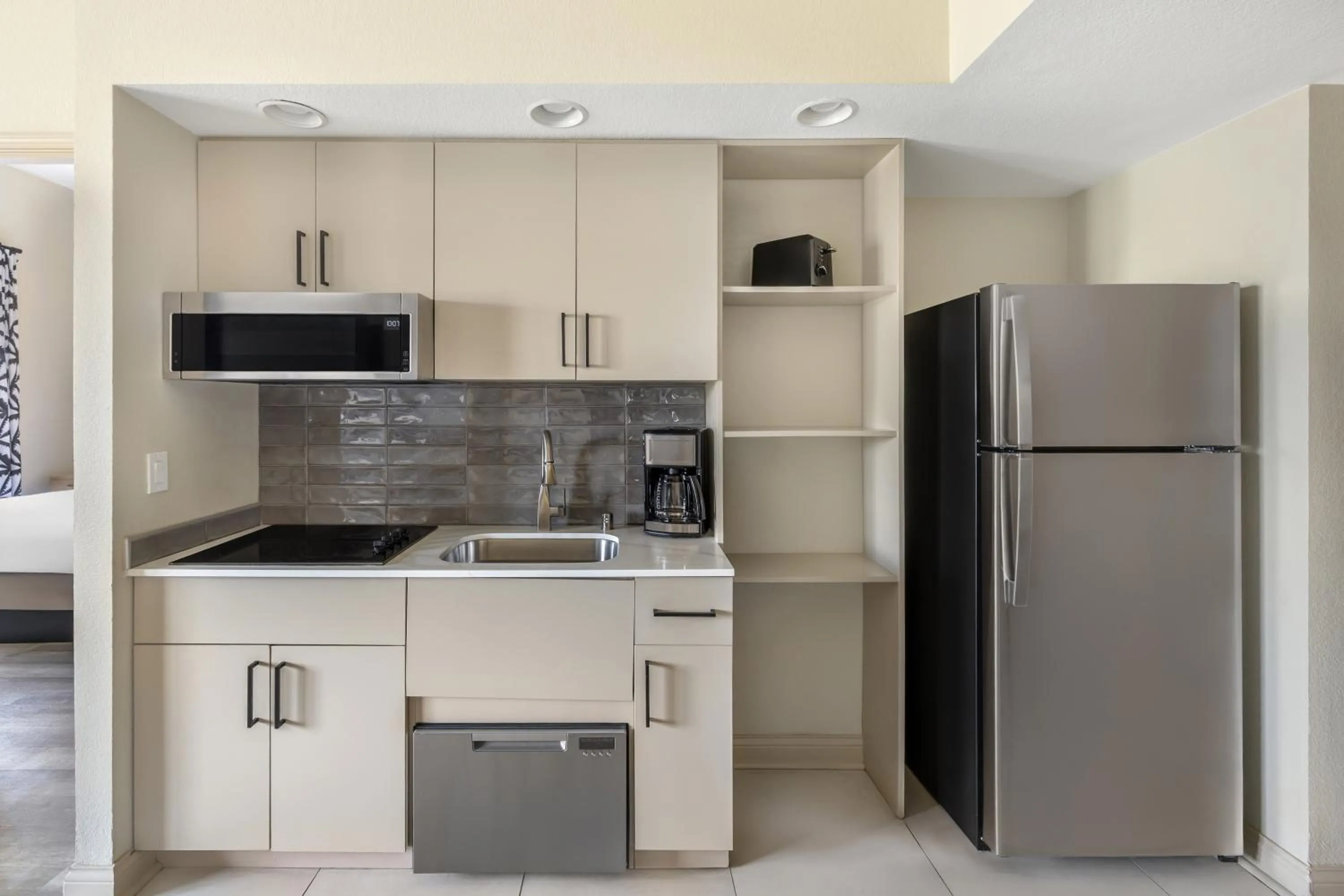 Kitchen or kitchenette in Bluegreen Vacations Club 36, an Ascend Collection Resort