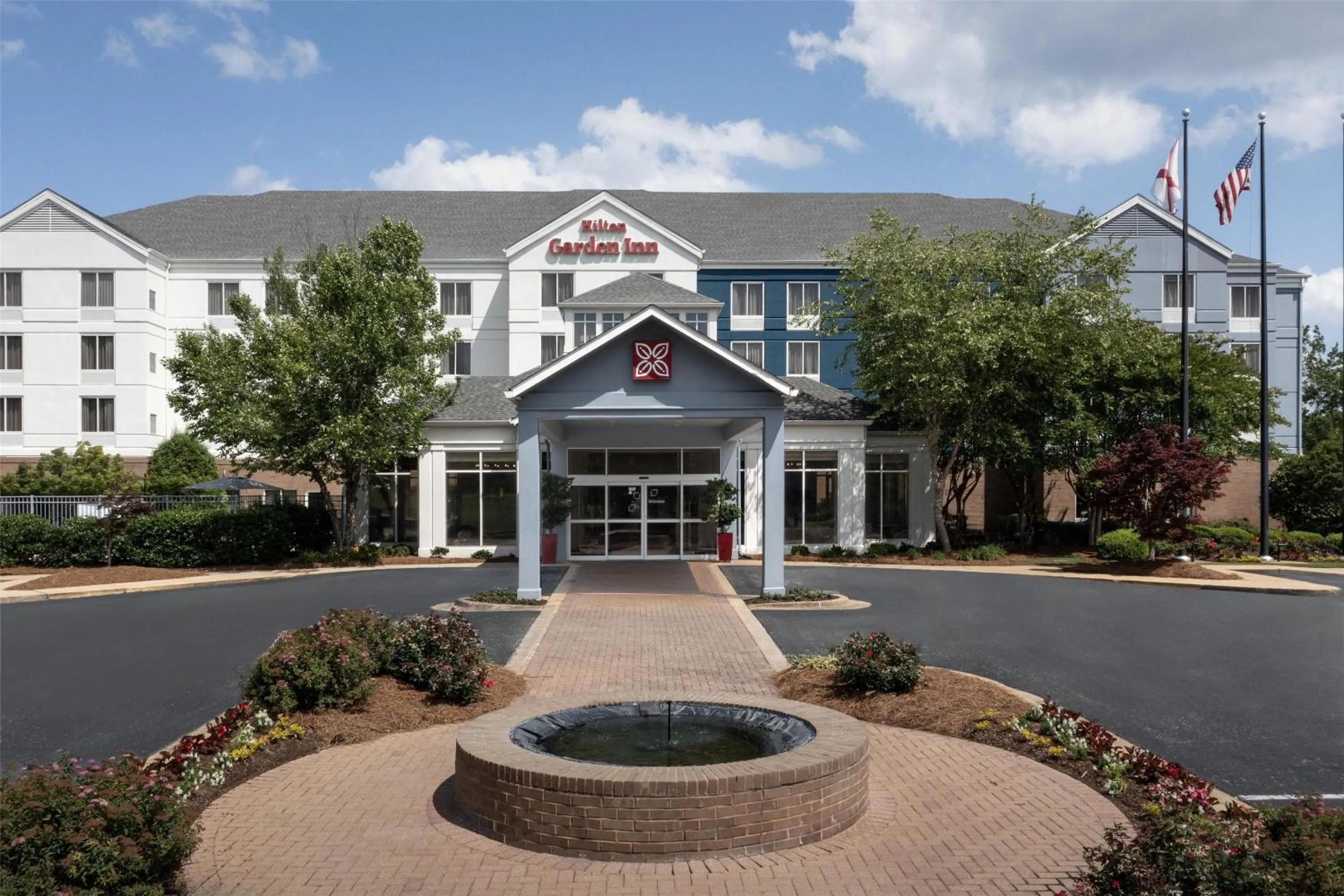 Property building in Hilton Garden Inn Auburn/Opelika