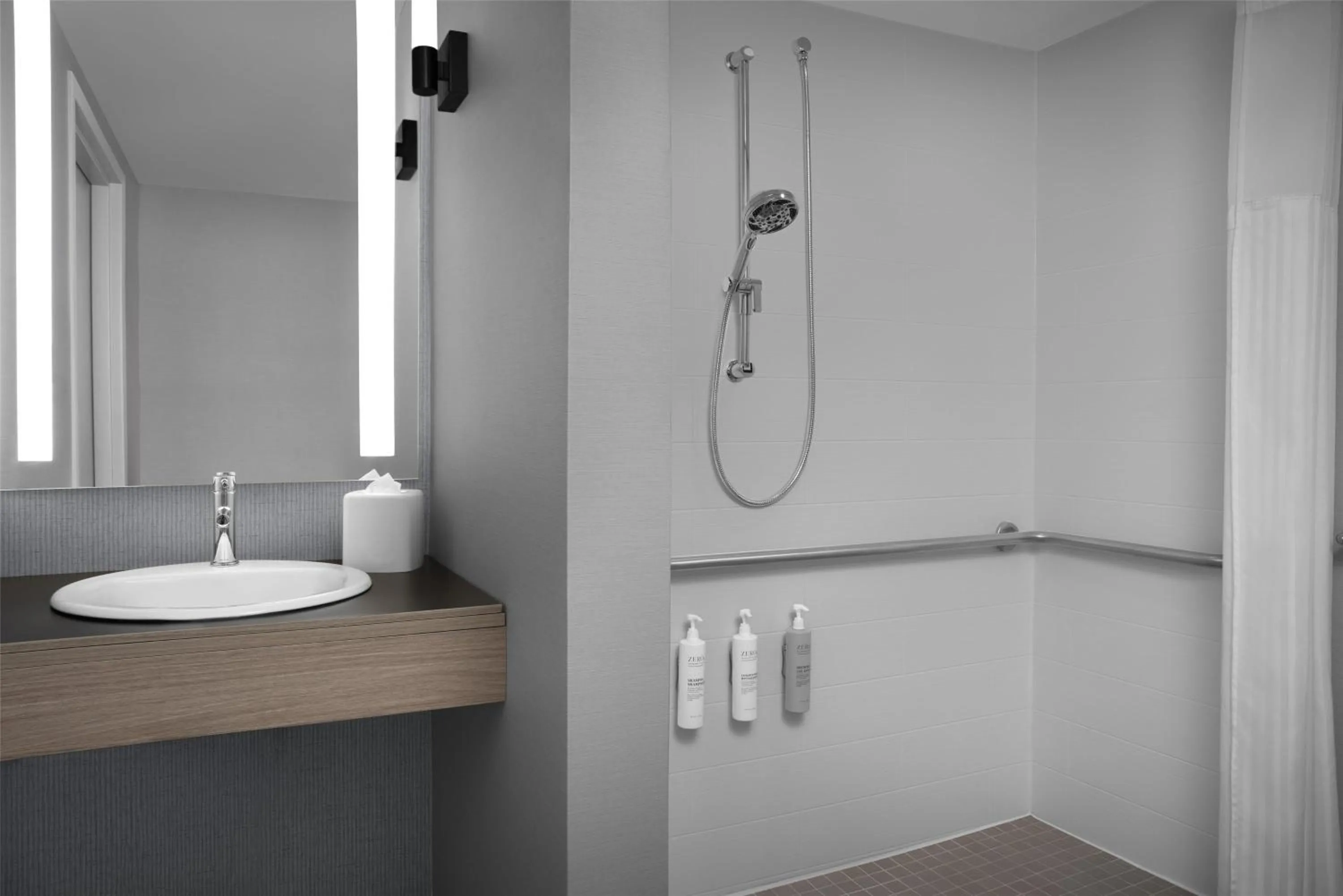 Bathroom in Hilton Garden Inn Auburn/Opelika