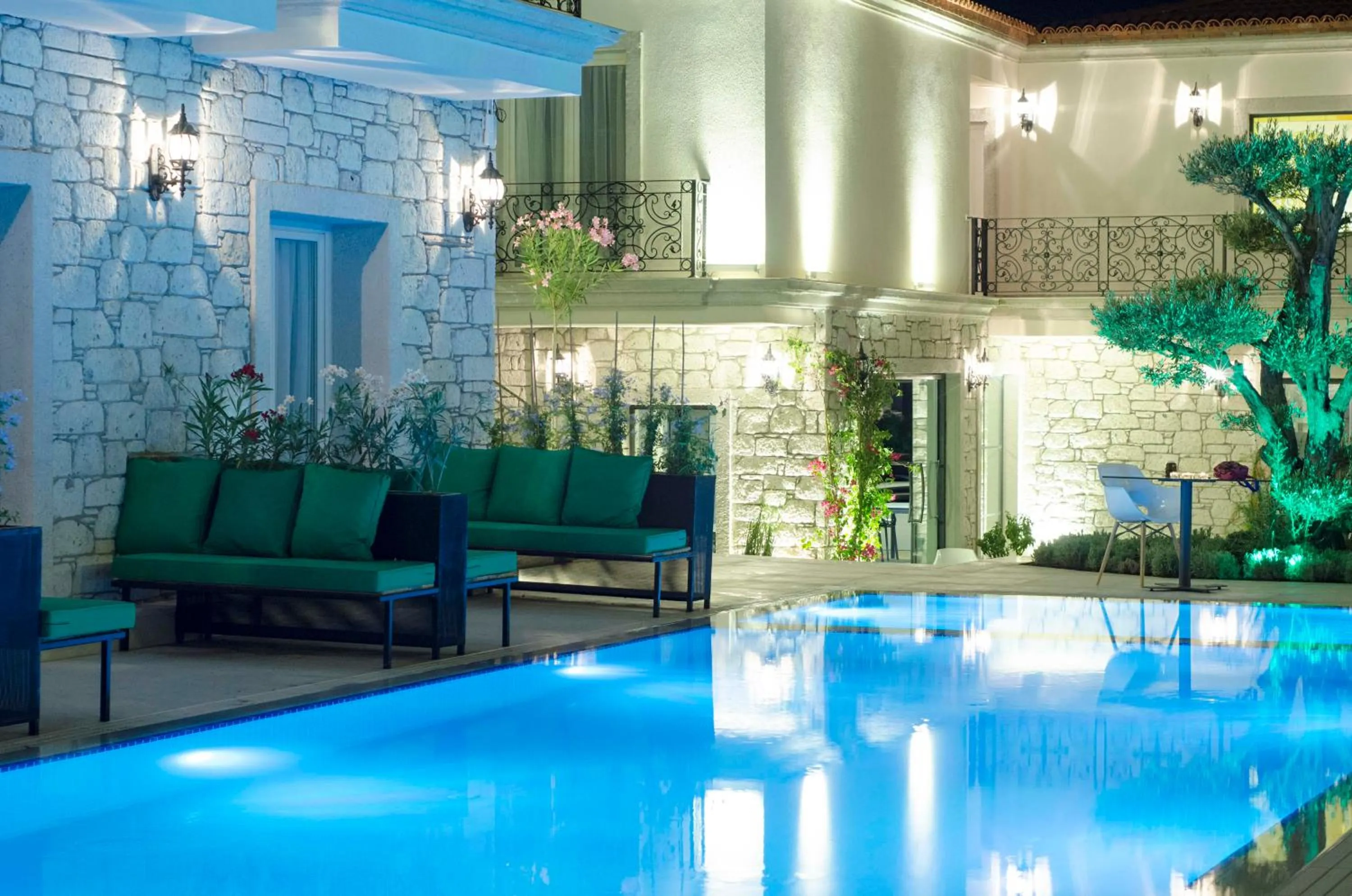 Swimming pool in Alaçatı The Design Hotel