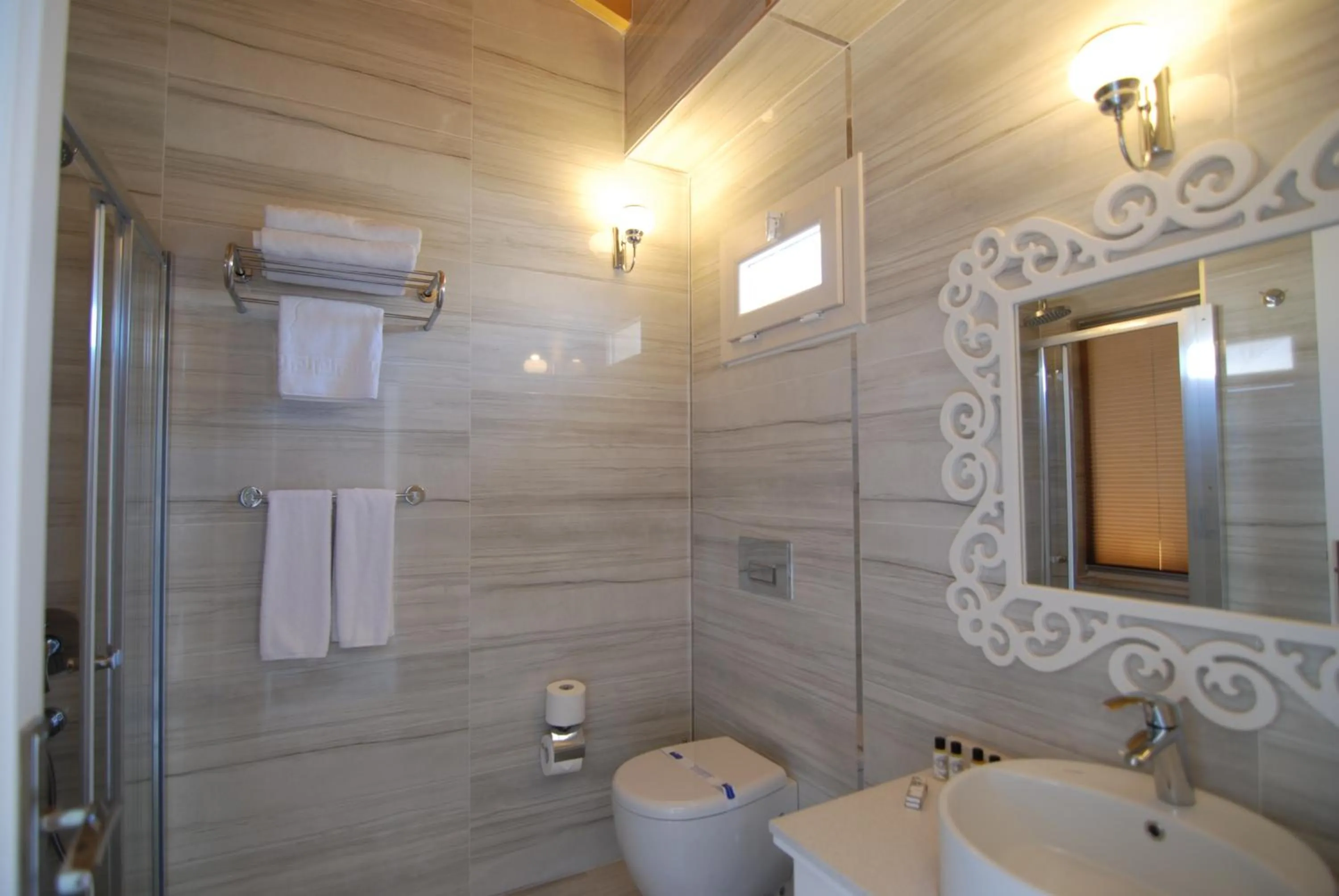 Shower in Alaçatı The Design Hotel