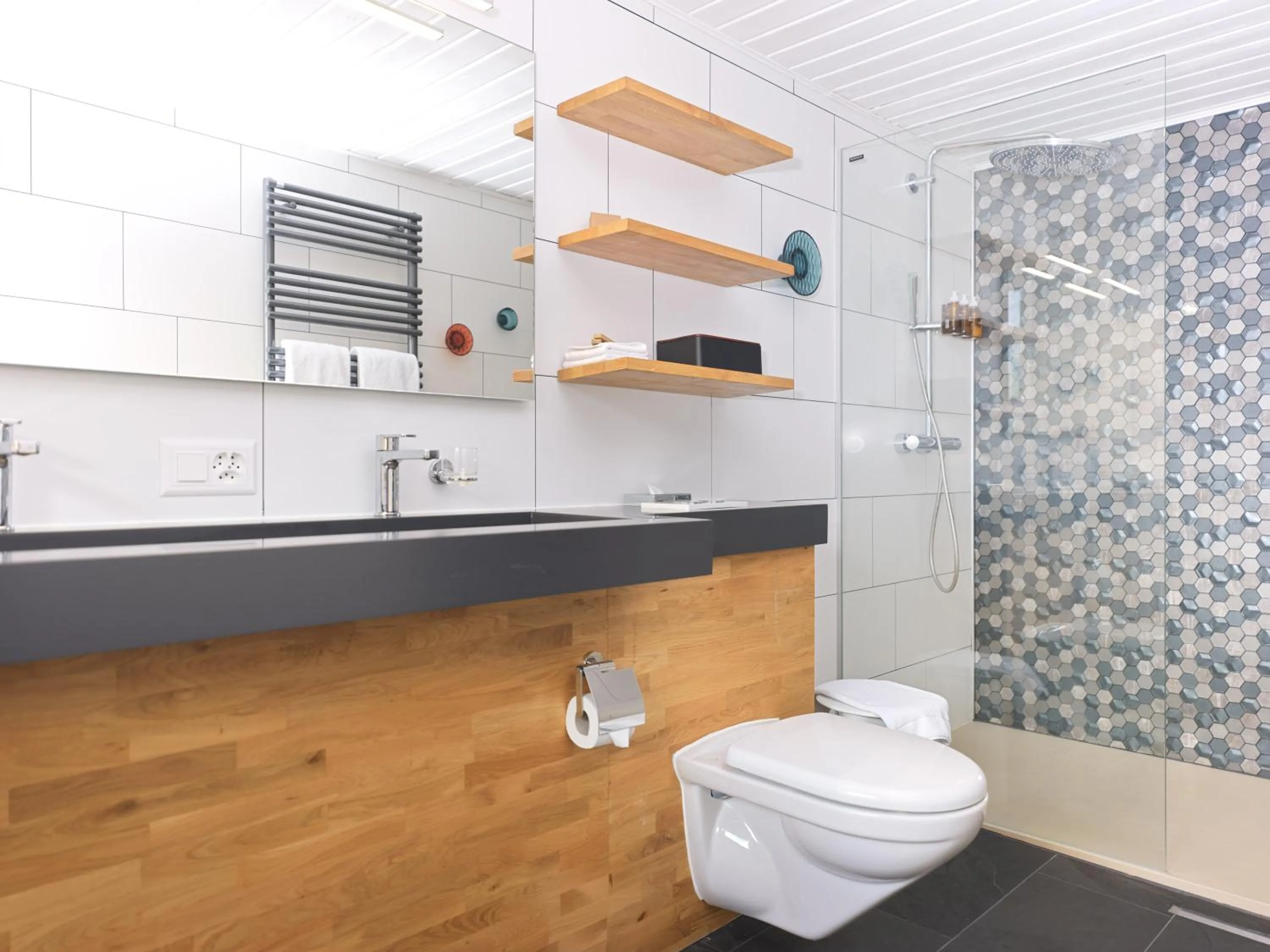 Shower in Beausite Park Hotel & Spa