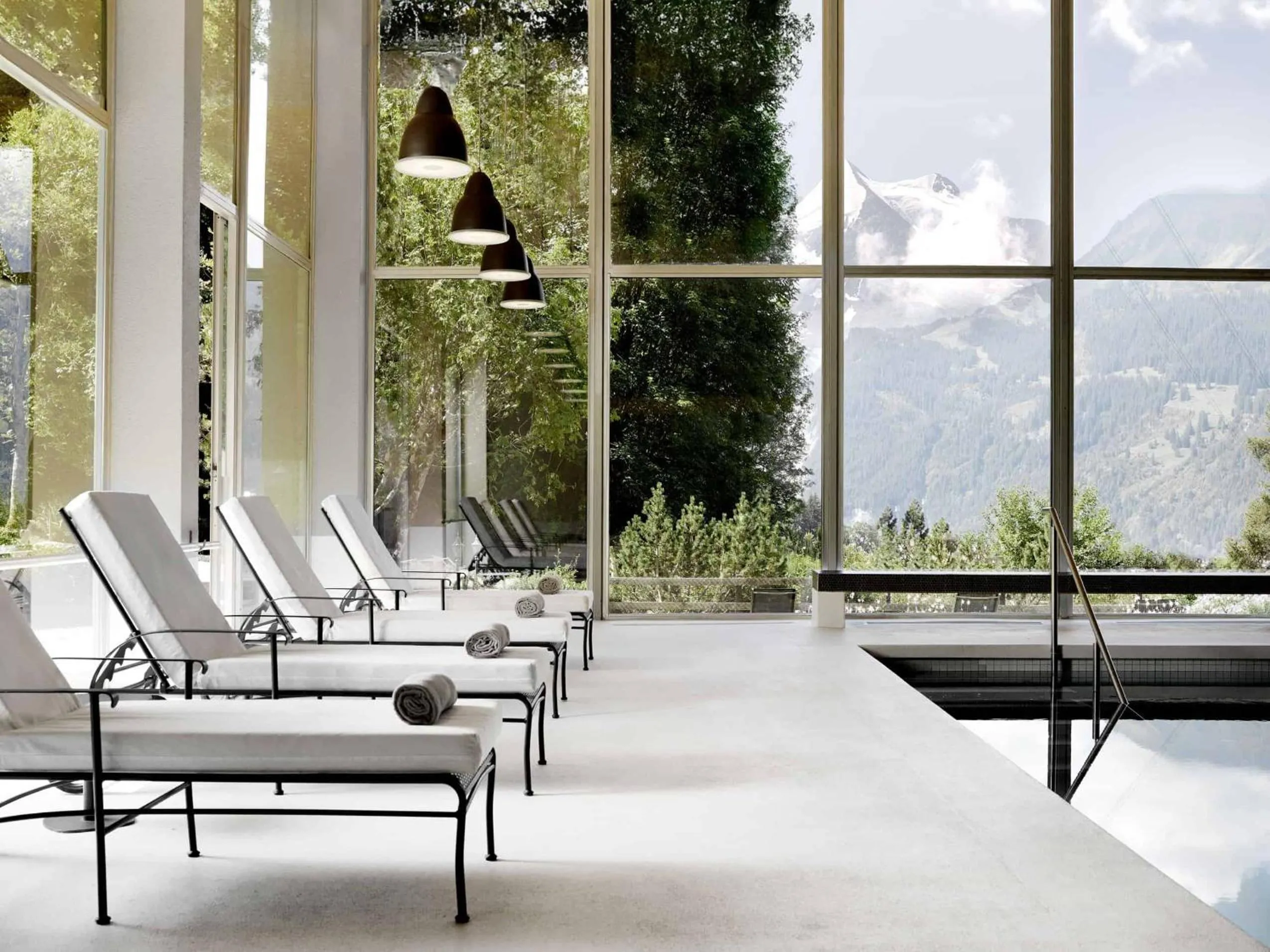 Pool view in Beausite Park Hotel & Spa