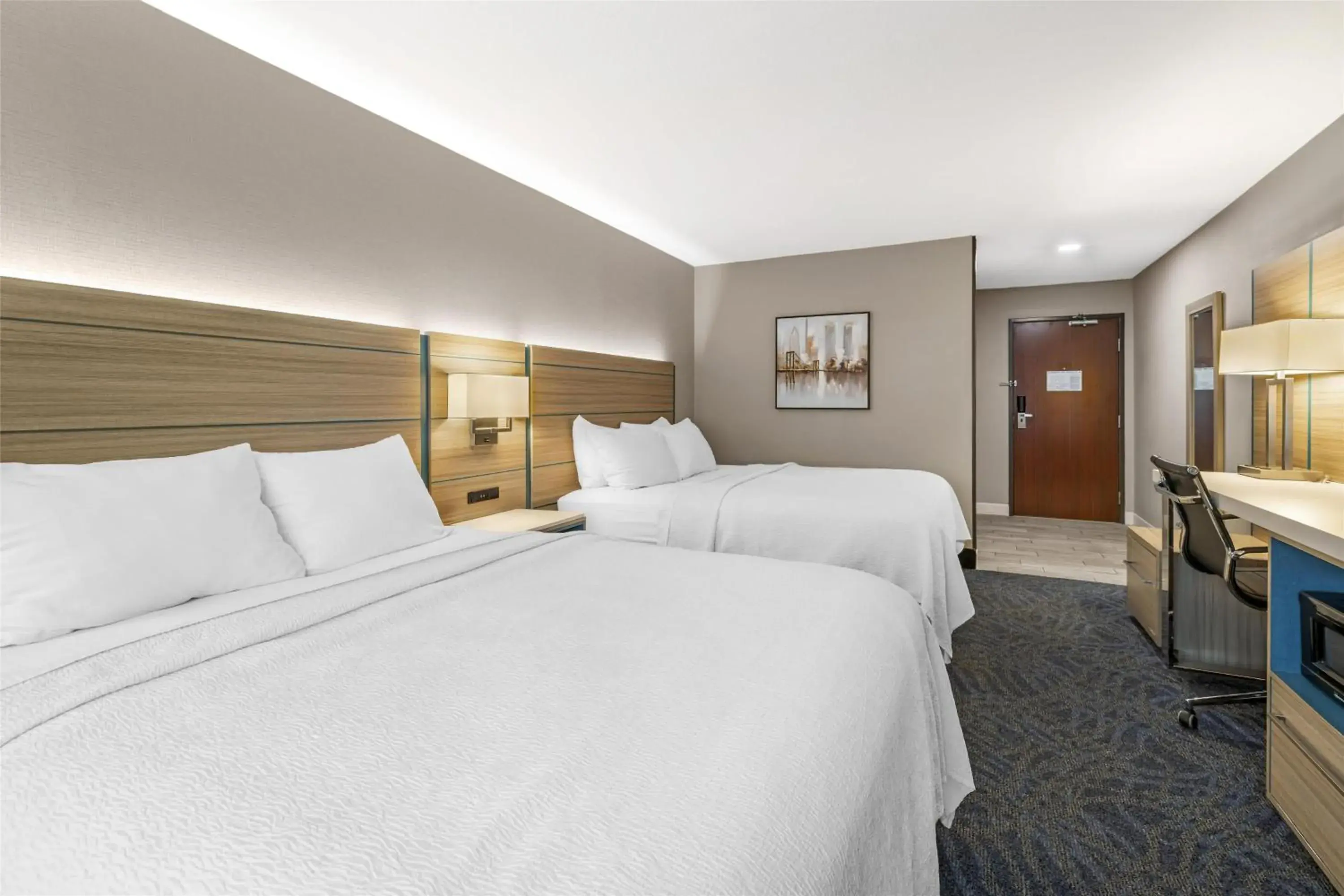 Queen Room with Two Queen Beds - Pet Friendly in Best Western Independence Kansas City Queen Room with Two Queen Beds - Pet Friendly in Best Western Independence Kansas City