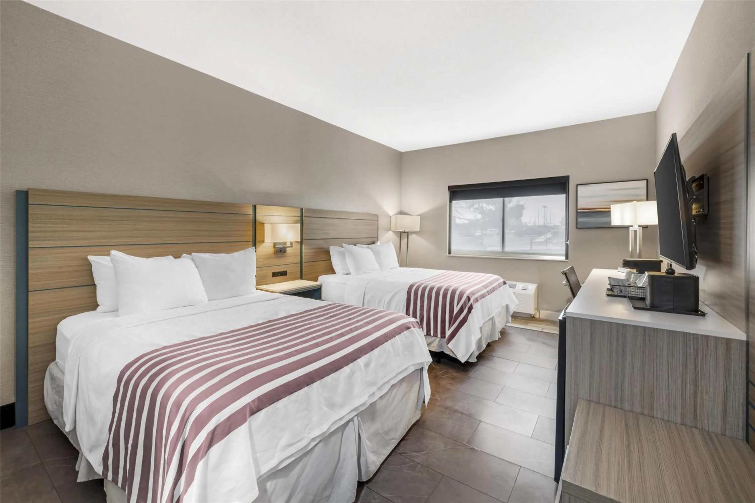 Bedroom, Bed in Best Western Independence Kansas City