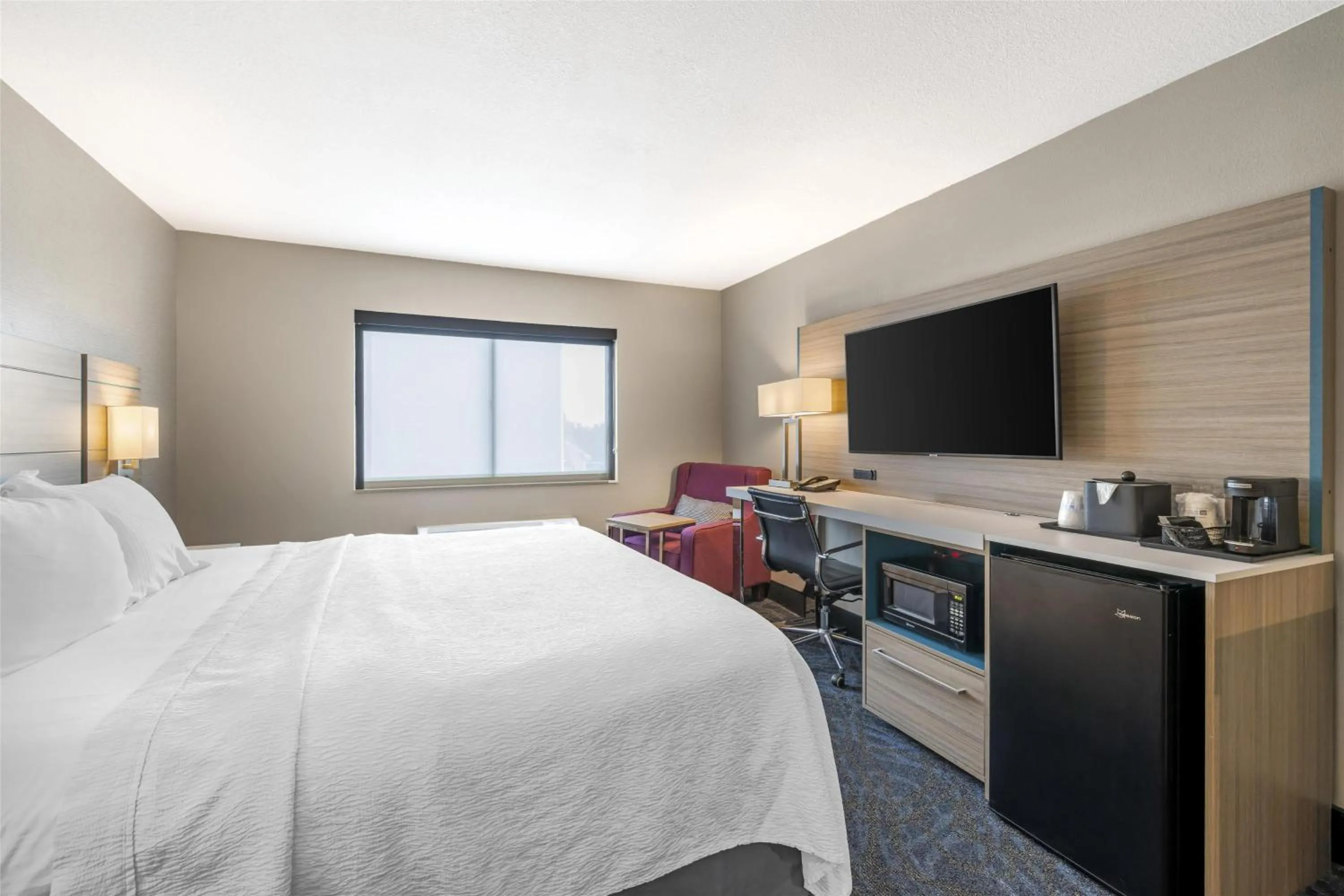 Bedroom, Bed in Best Western Independence Kansas City