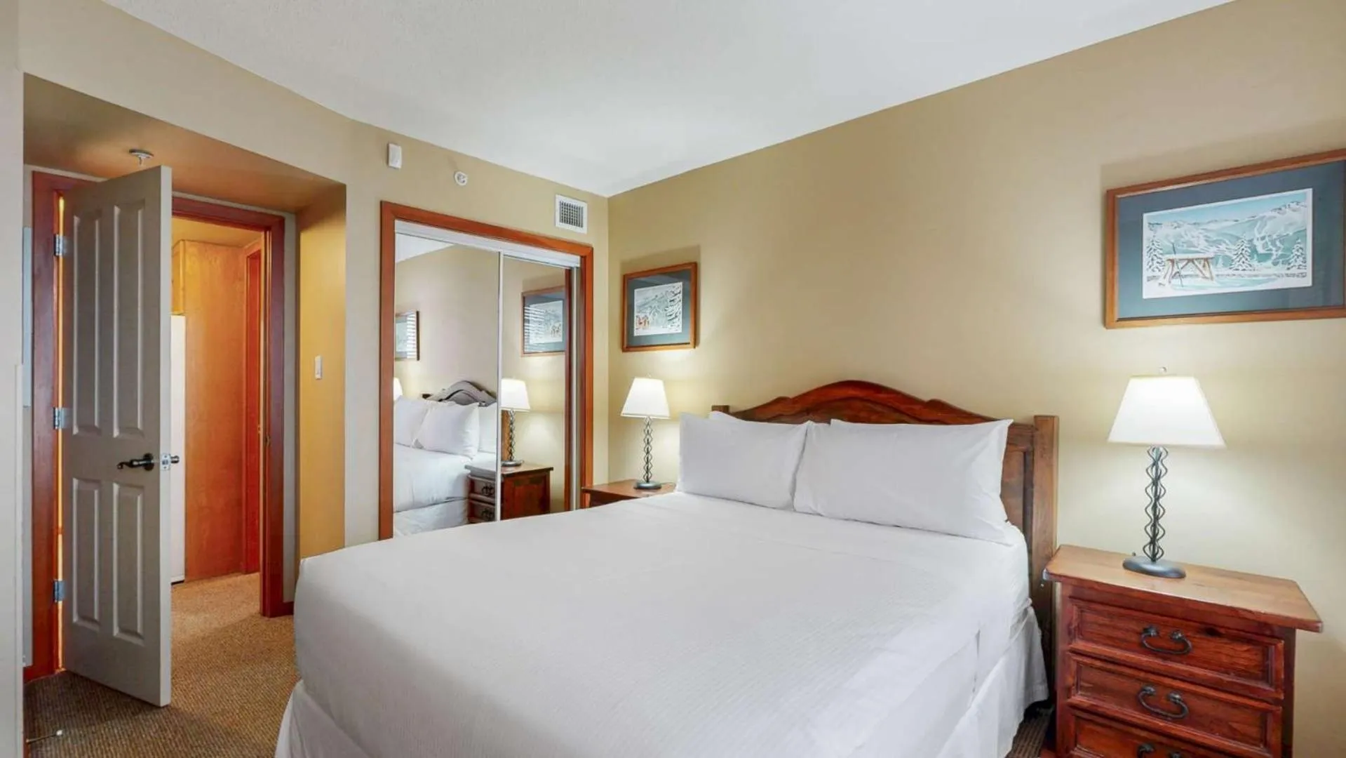 Bed in Cascade Lodge