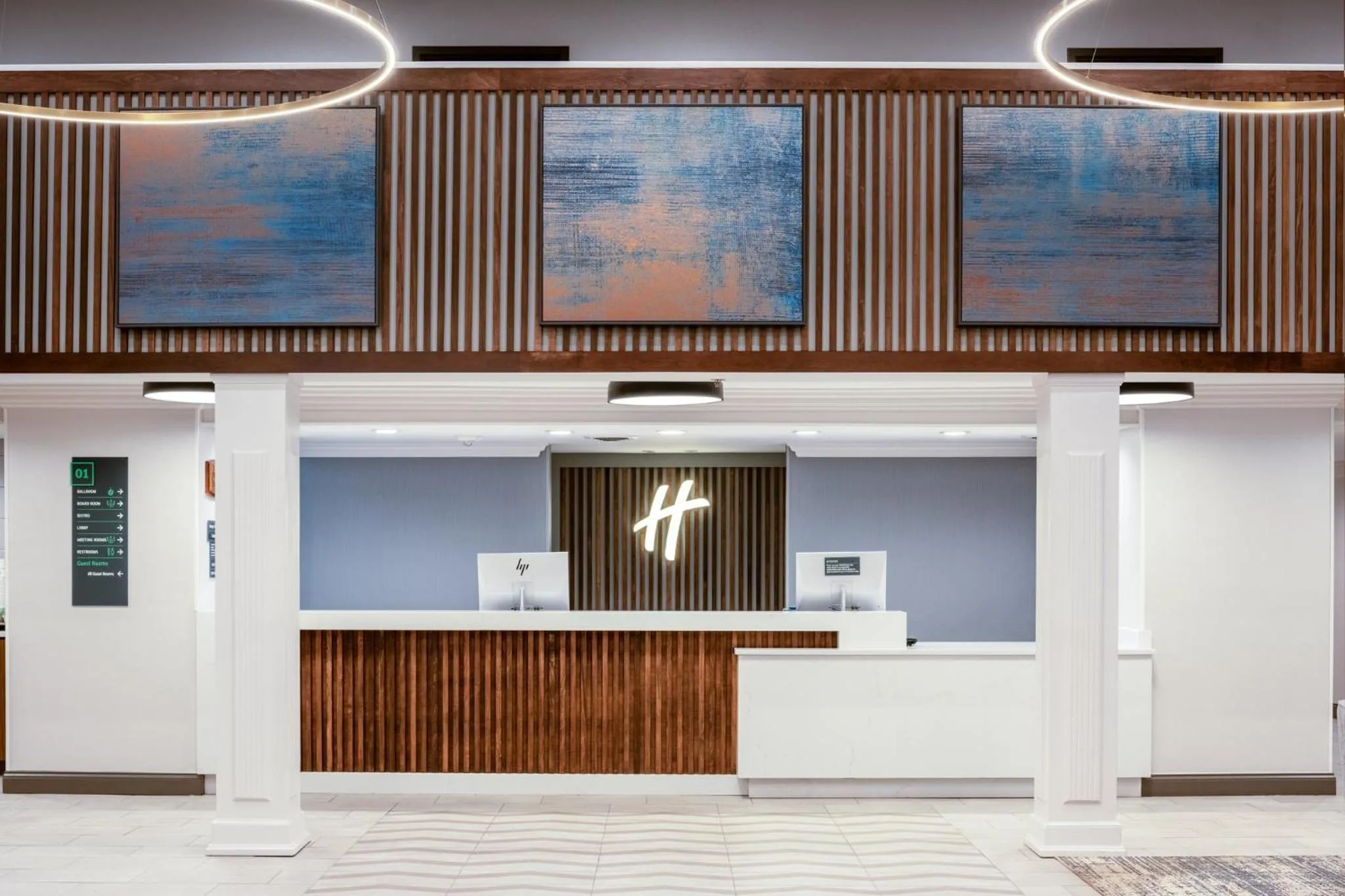 Property building in Holiday Inn Blytheville by IHG