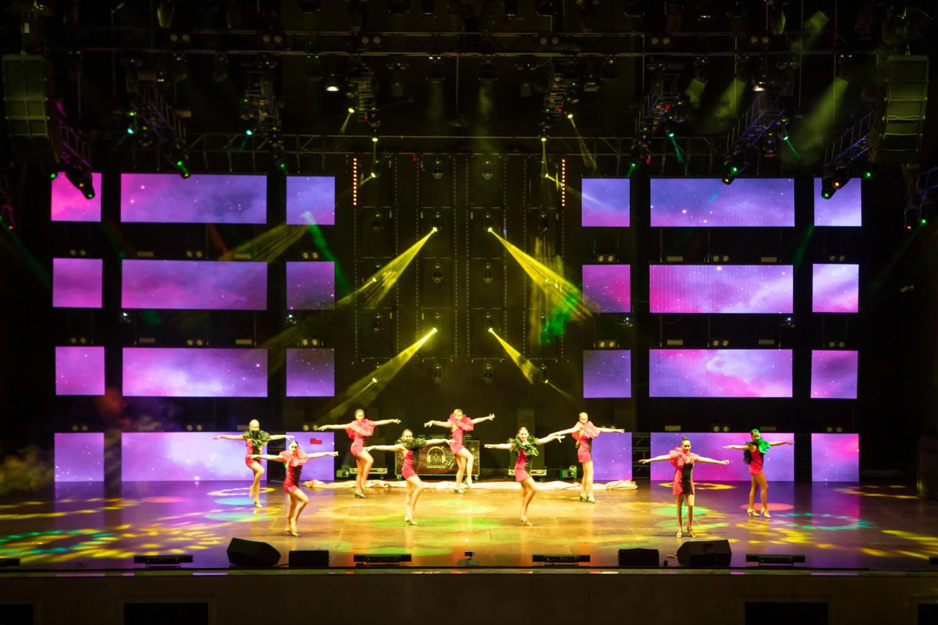 Evening entertainment in Granada Luxury Belek - Family Kids Concept