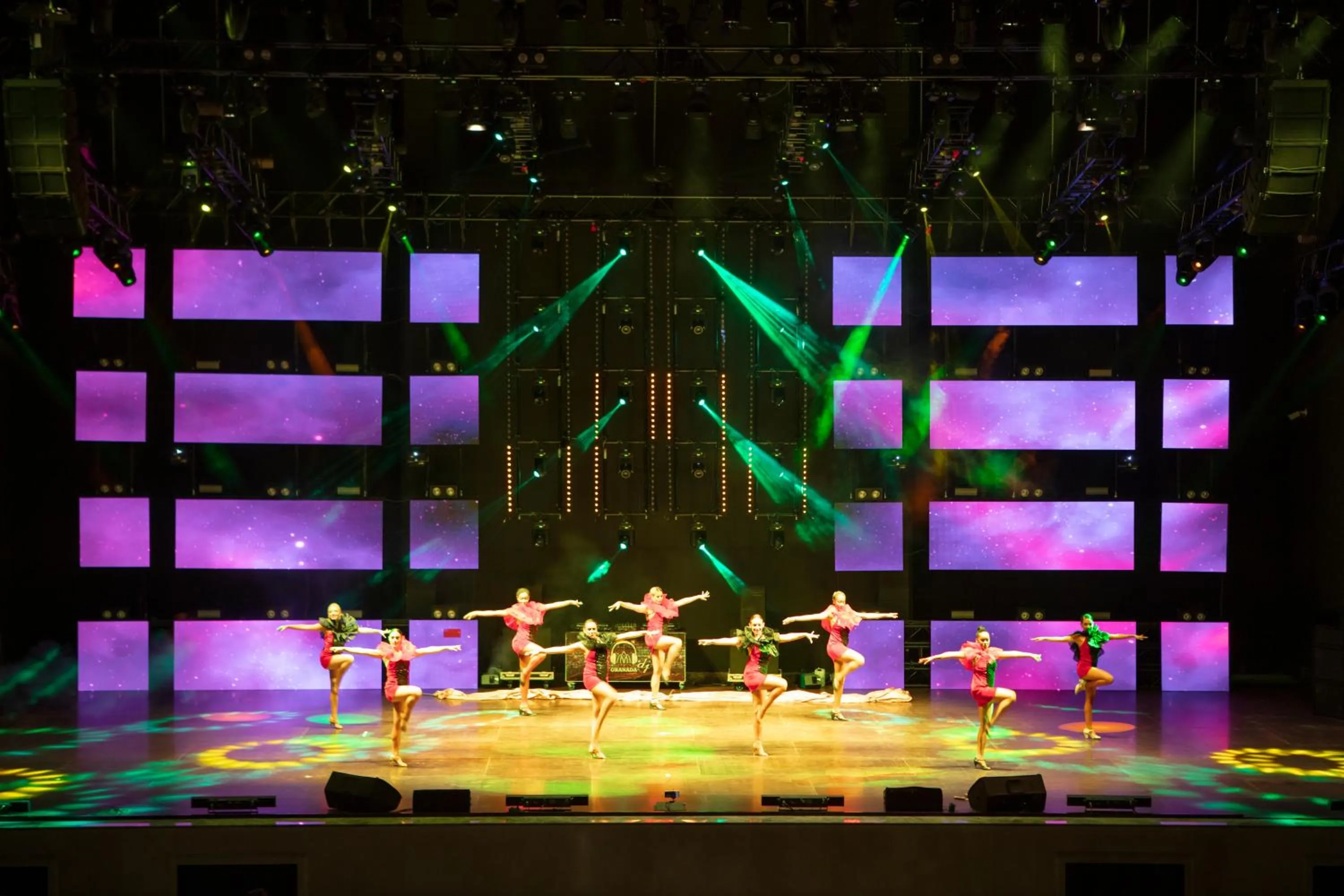 Evening entertainment in Granada Luxury Belek - Family Kids Concept