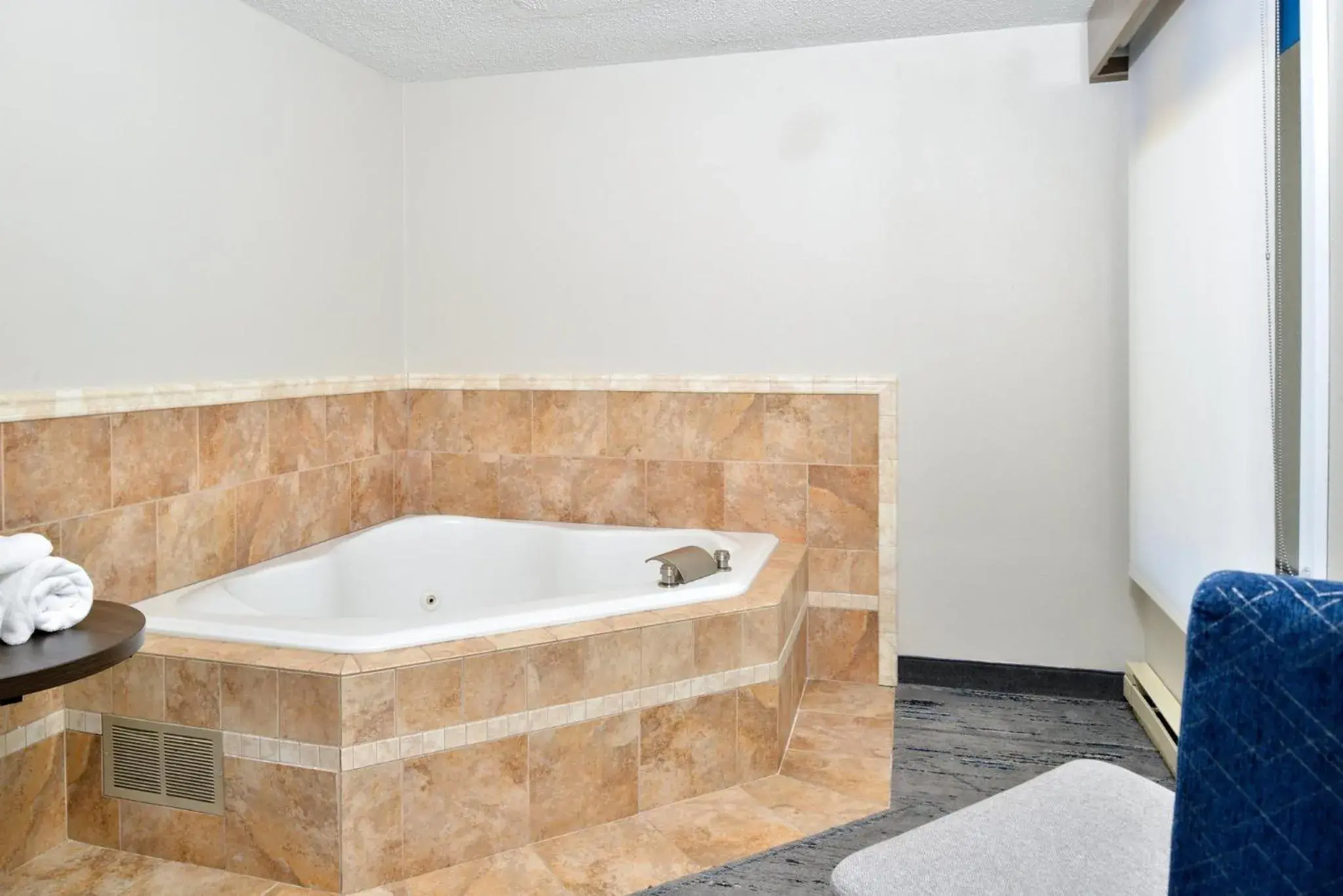 Deluxe King Suite in Holiday Inn Express Lewisburg - New Columbia by IHG Deluxe King Suite in Holiday Inn Express Lewisburg - New Columbia by IHG