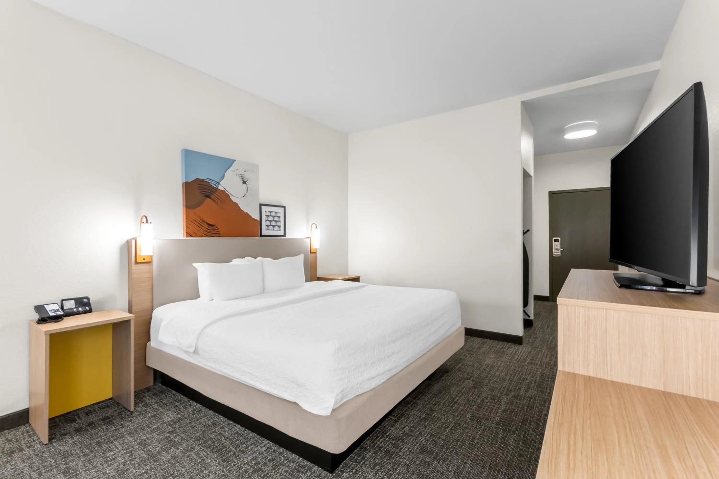 Bed in Spark by Hilton Bardstown